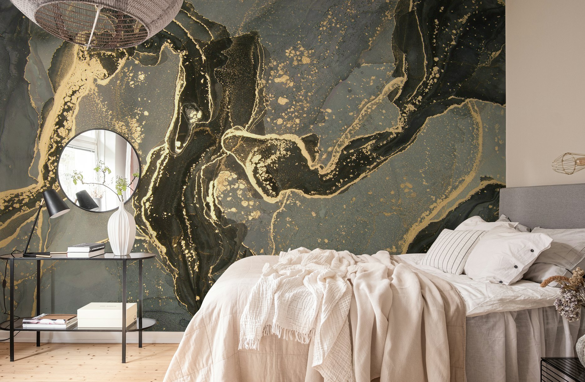 Luxury fluid art wallpaper