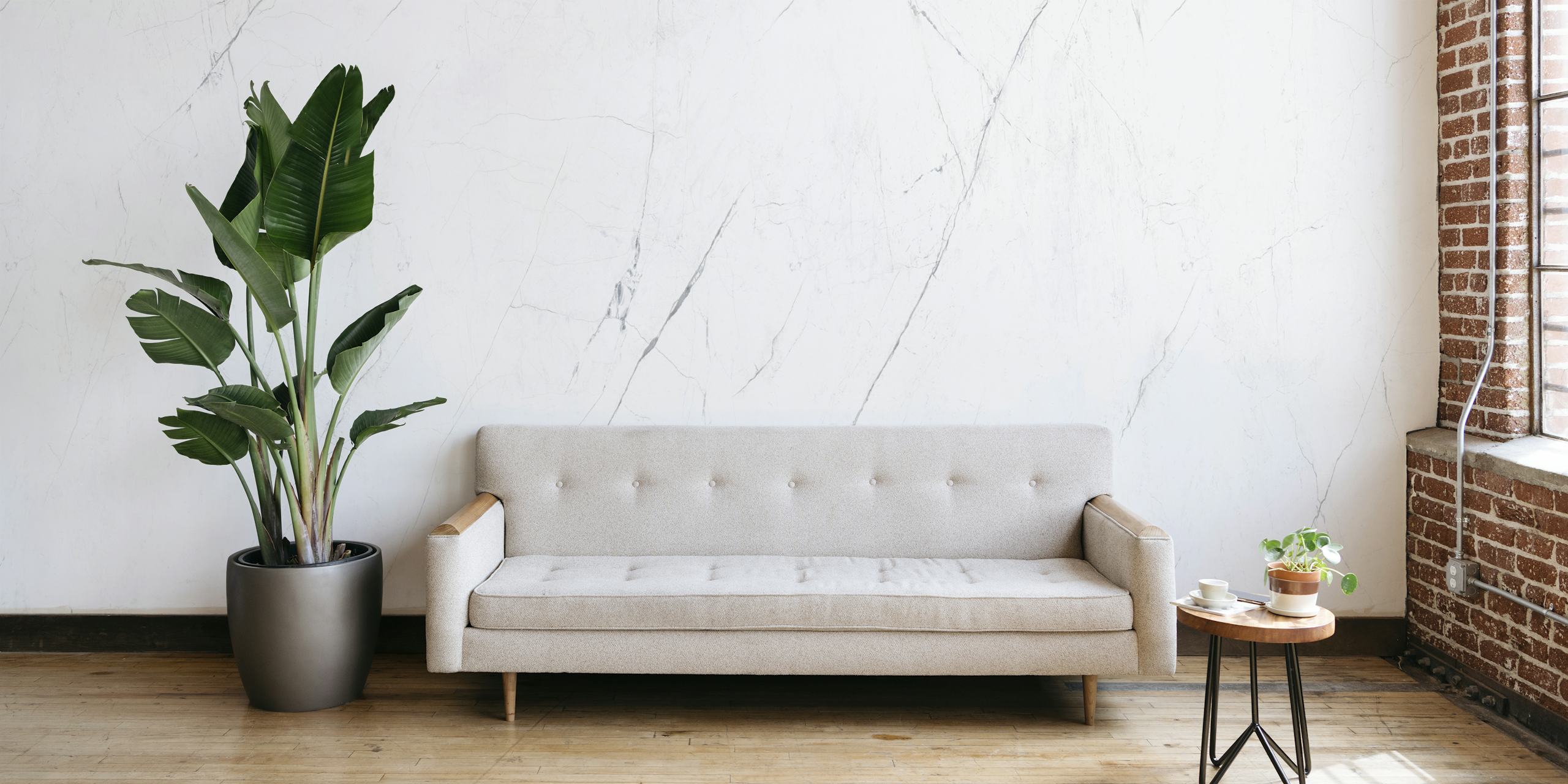 Carta da parati Pure Marble Elegance in una stanza