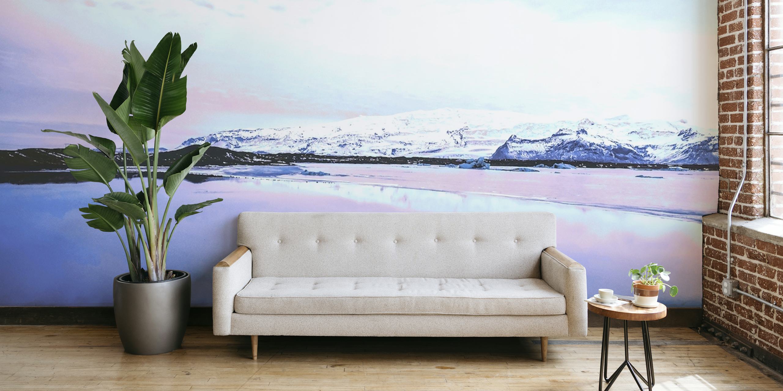 Islandsk landskapsveggmaleri med fjellrefleksjoner og pastellhimmel