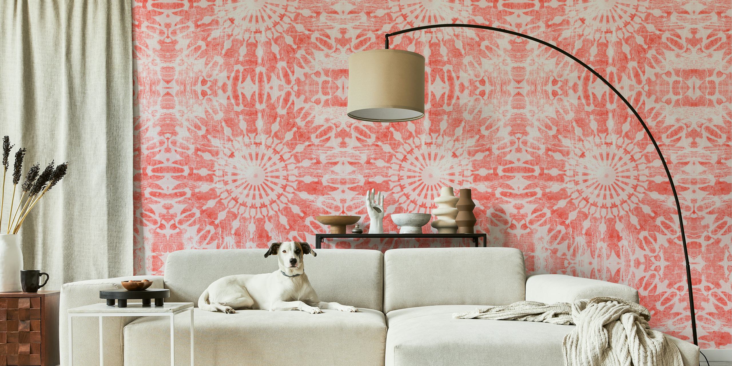 Papel de parede Mid Century Vintage Red em um quarto elegante