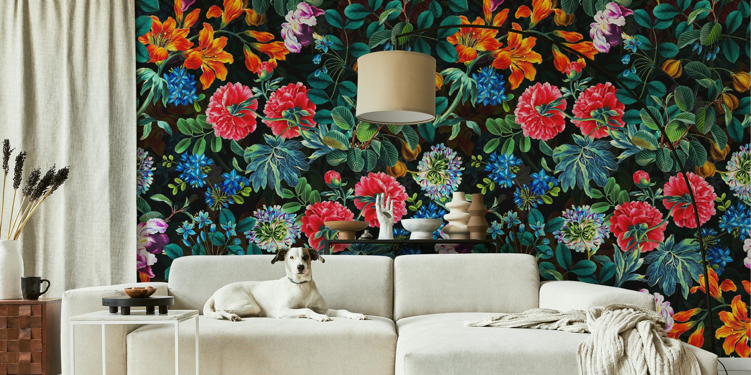 Chintzy Florals II - Night tapetti huoneessa