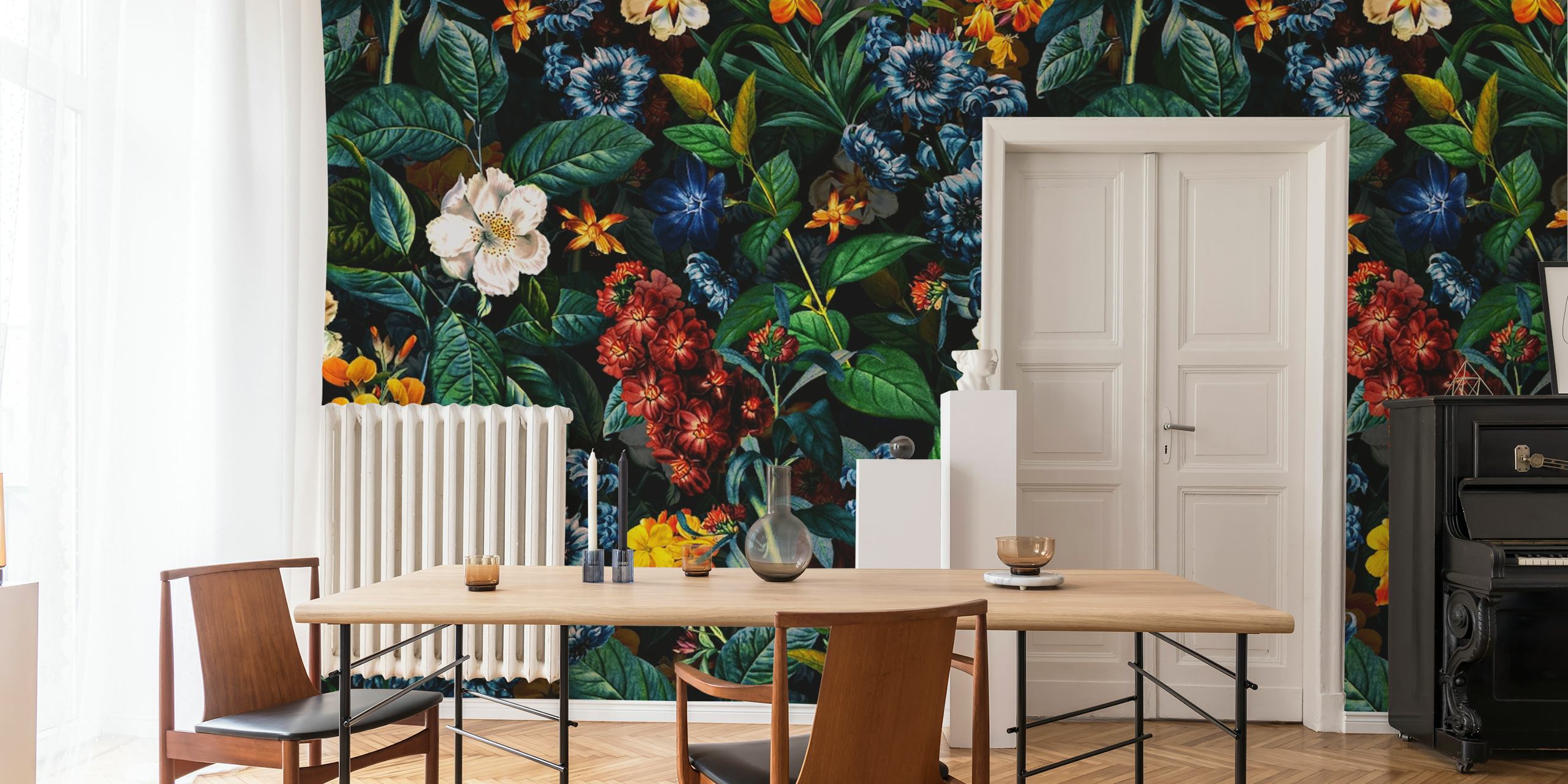 Papel pintado floral Mysterious Garden II en una habitación