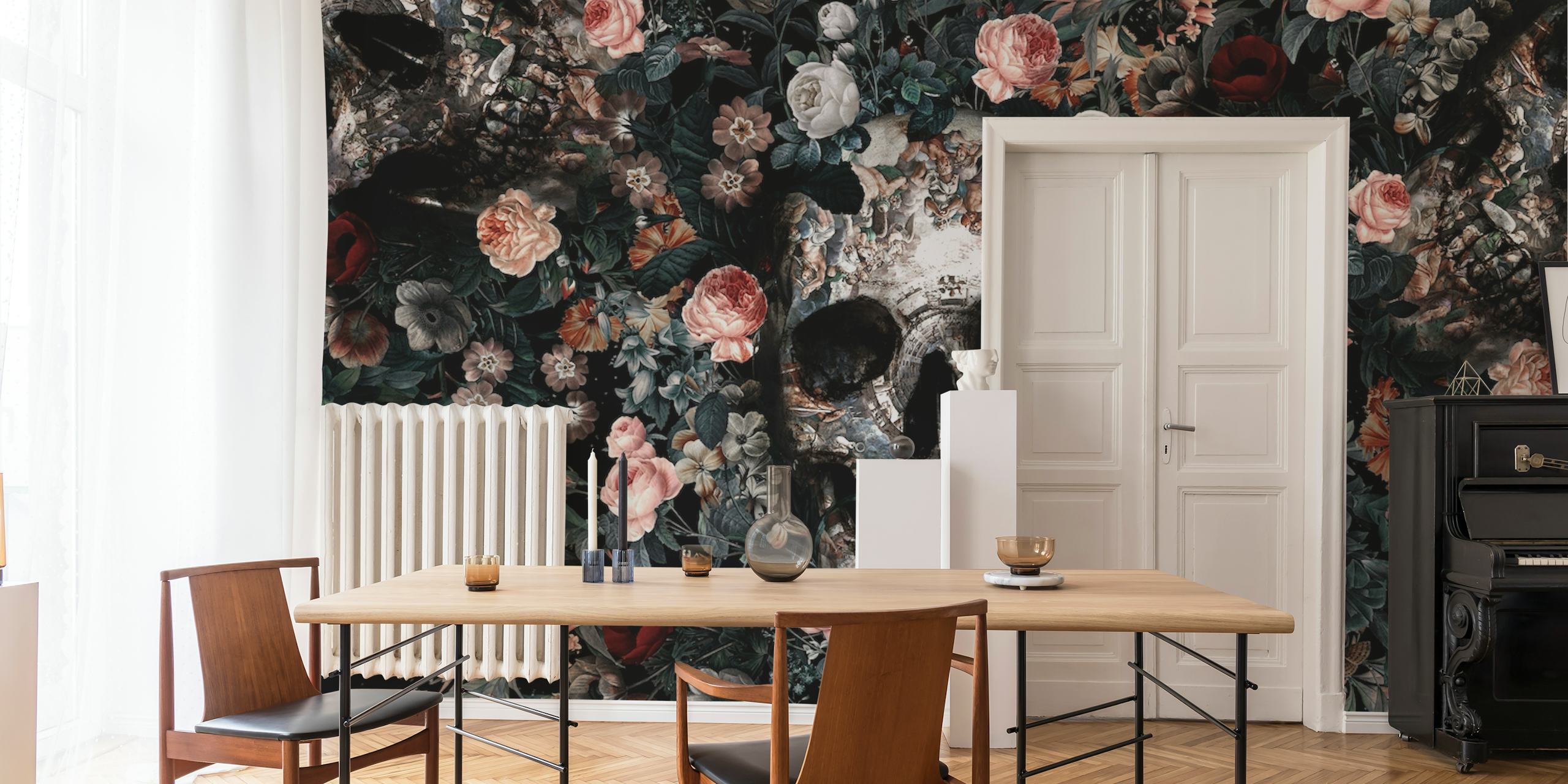 Skull and Floral pattern tapetti huoneessa