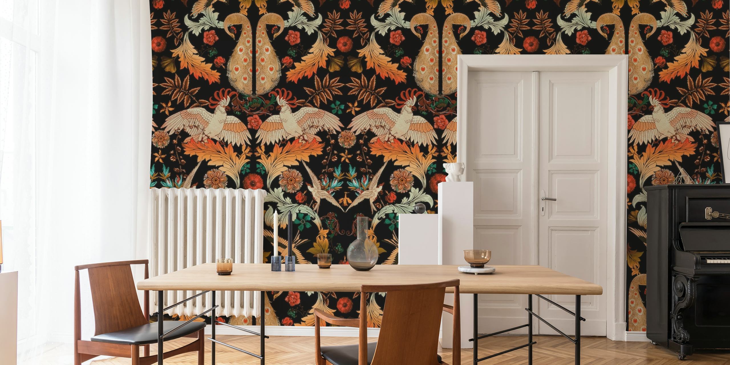 Fotomural con estampado floral de estilo victoriano en colores intensos y oscuros.