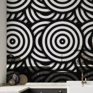 Black White Pop-Art Circles
