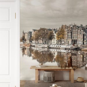 Amsterdam's Mirror