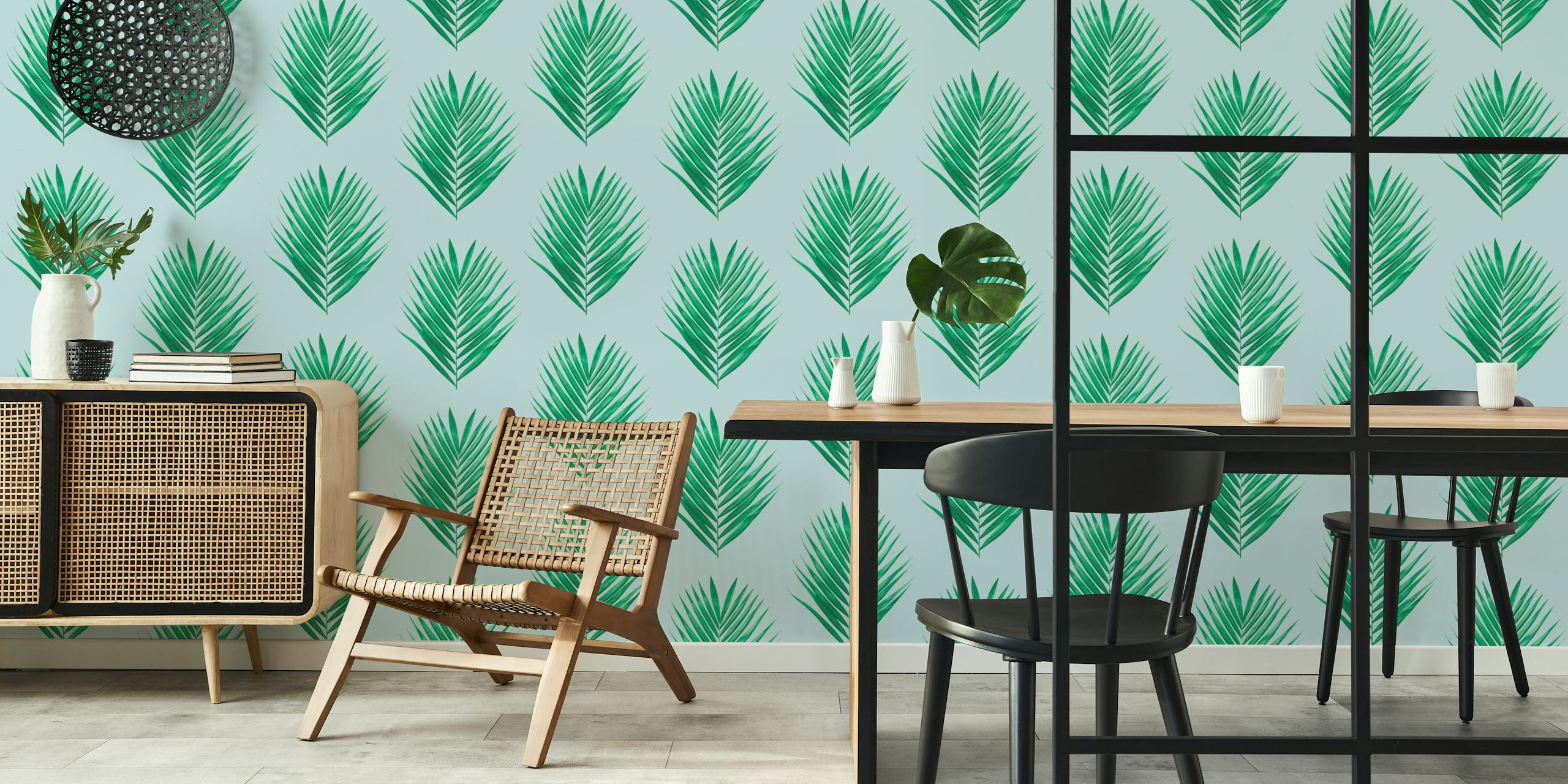 Ταπετσαρία Tropical pattern σε ένα δωμάτιο