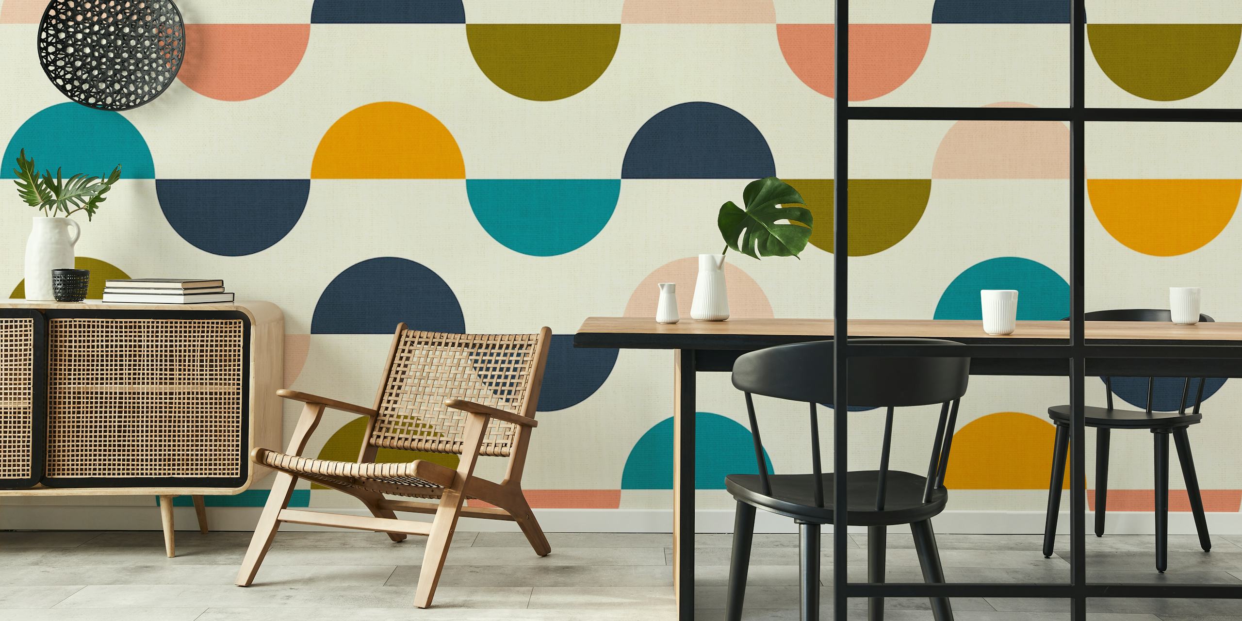 Papier peint géométrique, formes colorées (rose, bleu, orange, vert)