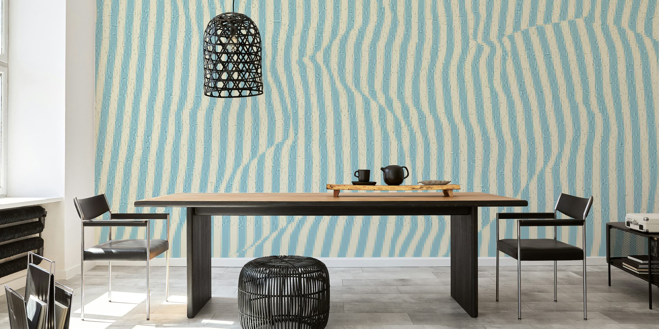 Mural de parede abstrato com listras azuis dando um efeito calmante