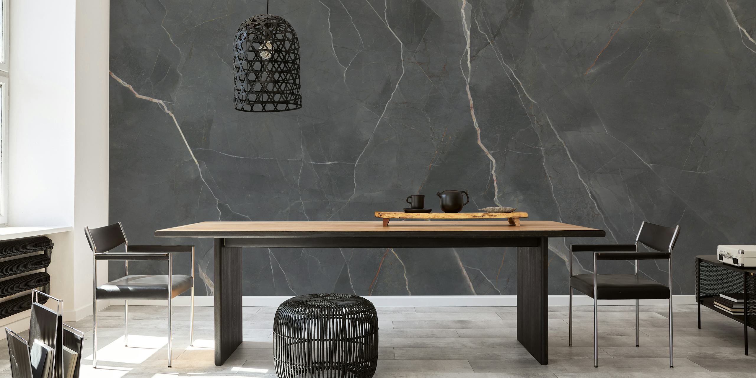 Pietra Grey Marble behang in een kamer