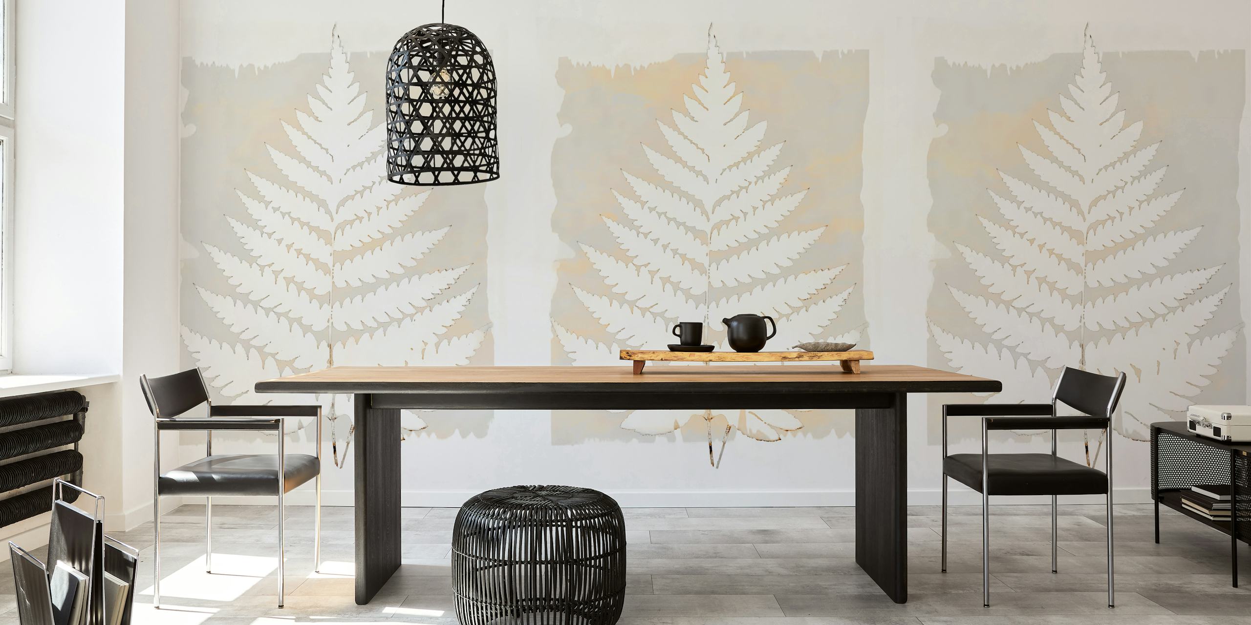 Neutral Fern Leaf tapetti esillä huoneessa