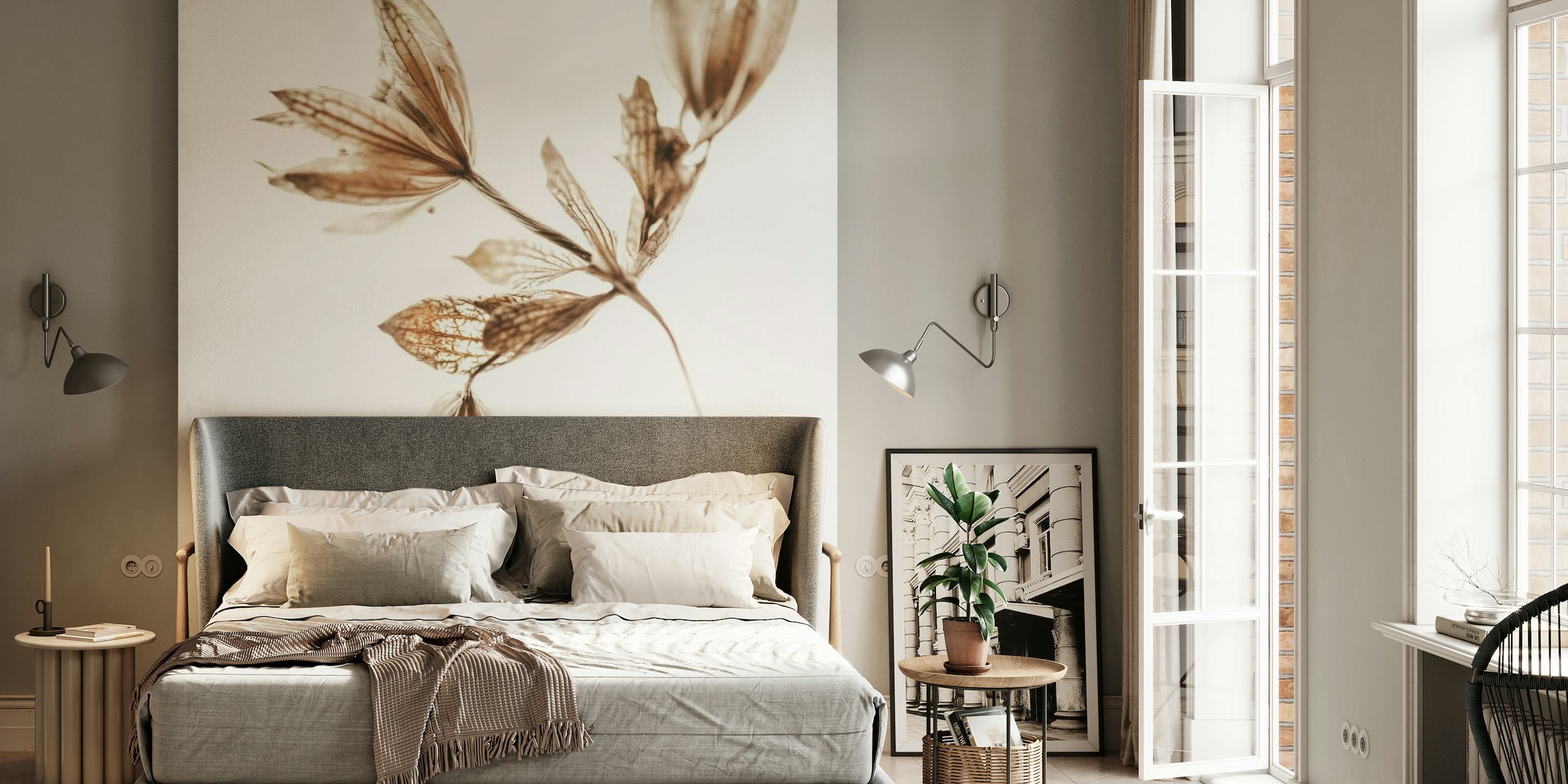 Elegantna zidna slika s cvijećem zlatne boje s jednim botaničkim elementom.