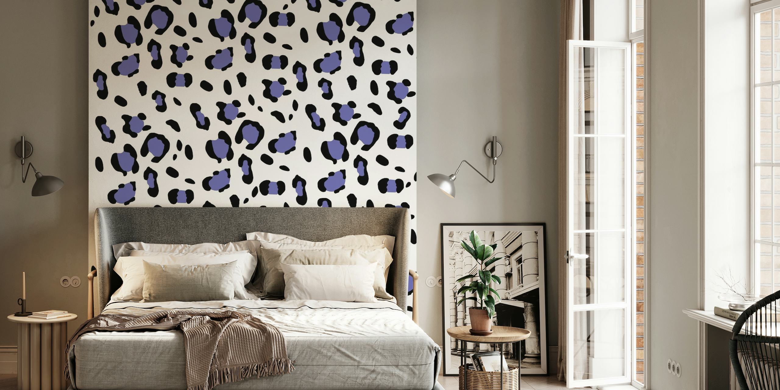 Blå og sort leopardprint mønster på et hvidt baggrundsvægmaleri