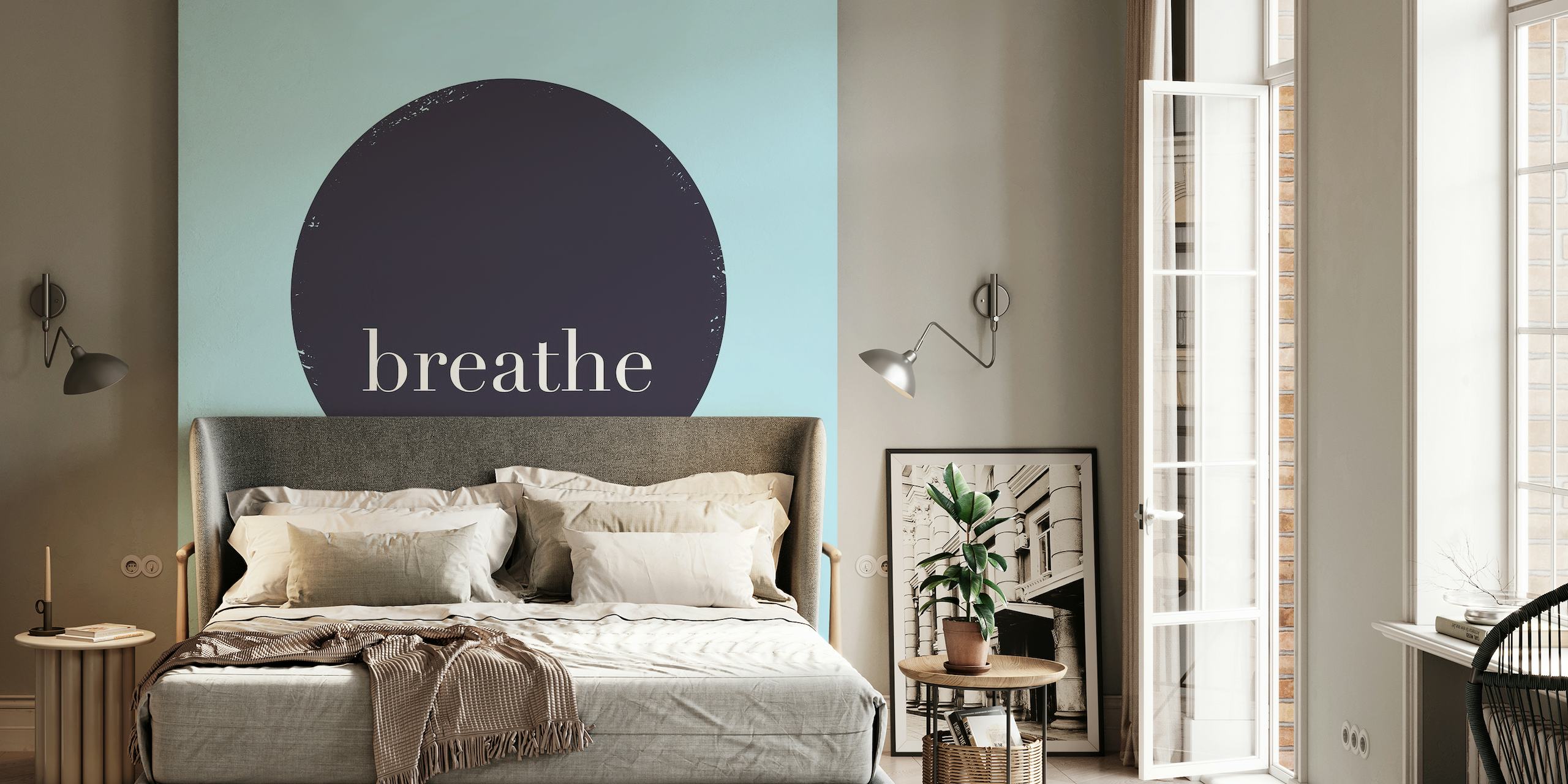 Minimalistisk 'Breathe'-ordkunst med geometrisk cirkel på pastelblå baggrundsvægmaleri