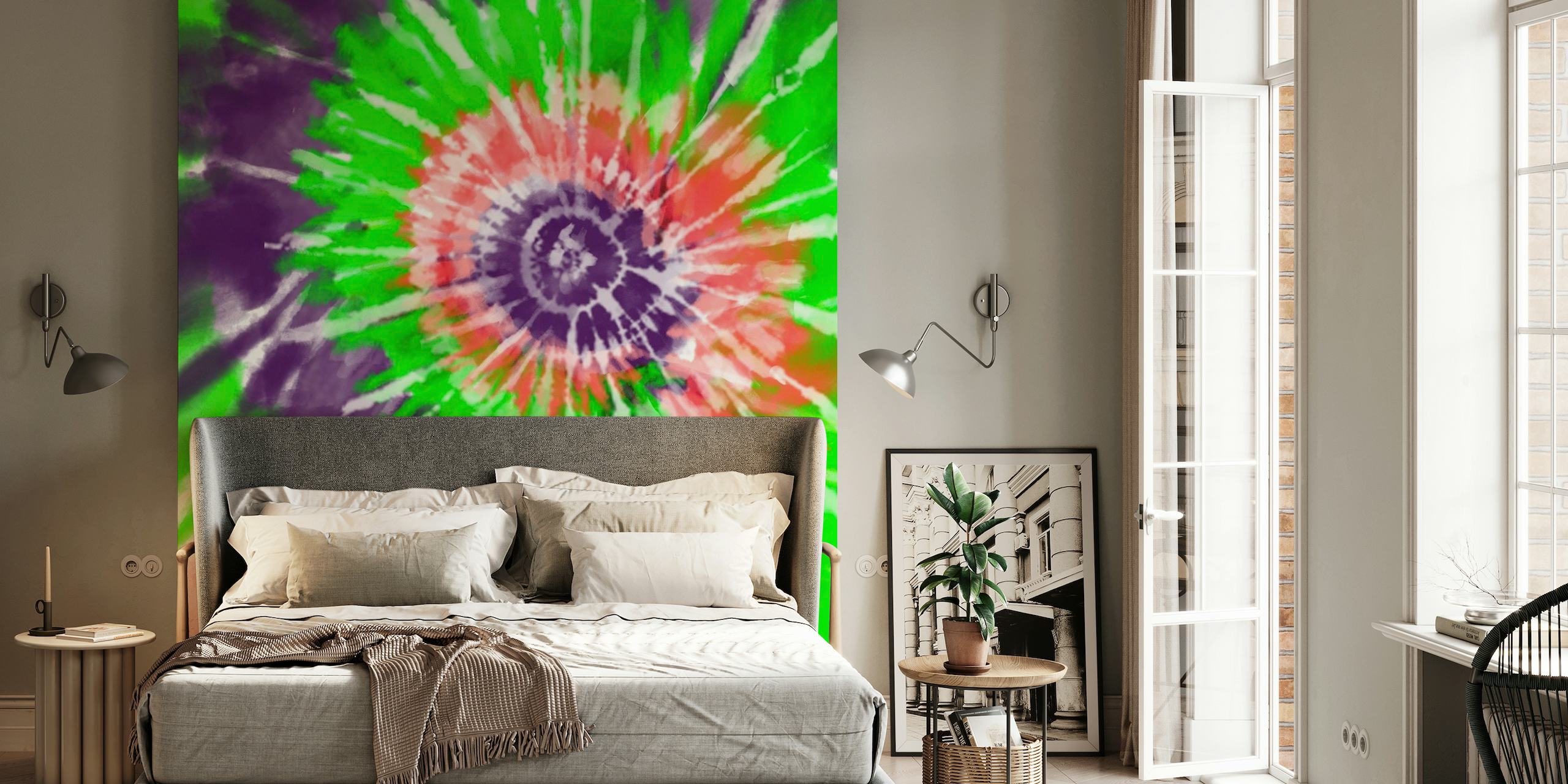 Värikäs solmittava seinämaalaus vaaleanvihreillä, vaaleanpunaisilla ja tummanvihreillä pyörteillä