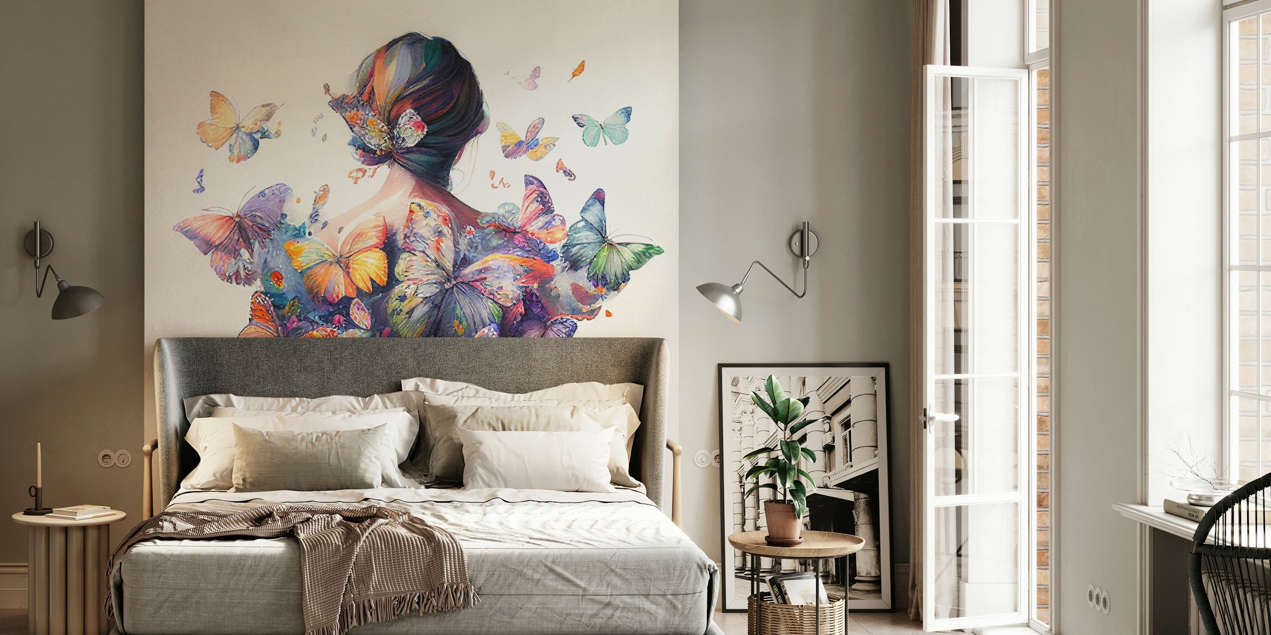 Mural artístico em aquarela da silhueta de uma mulher com borboletas