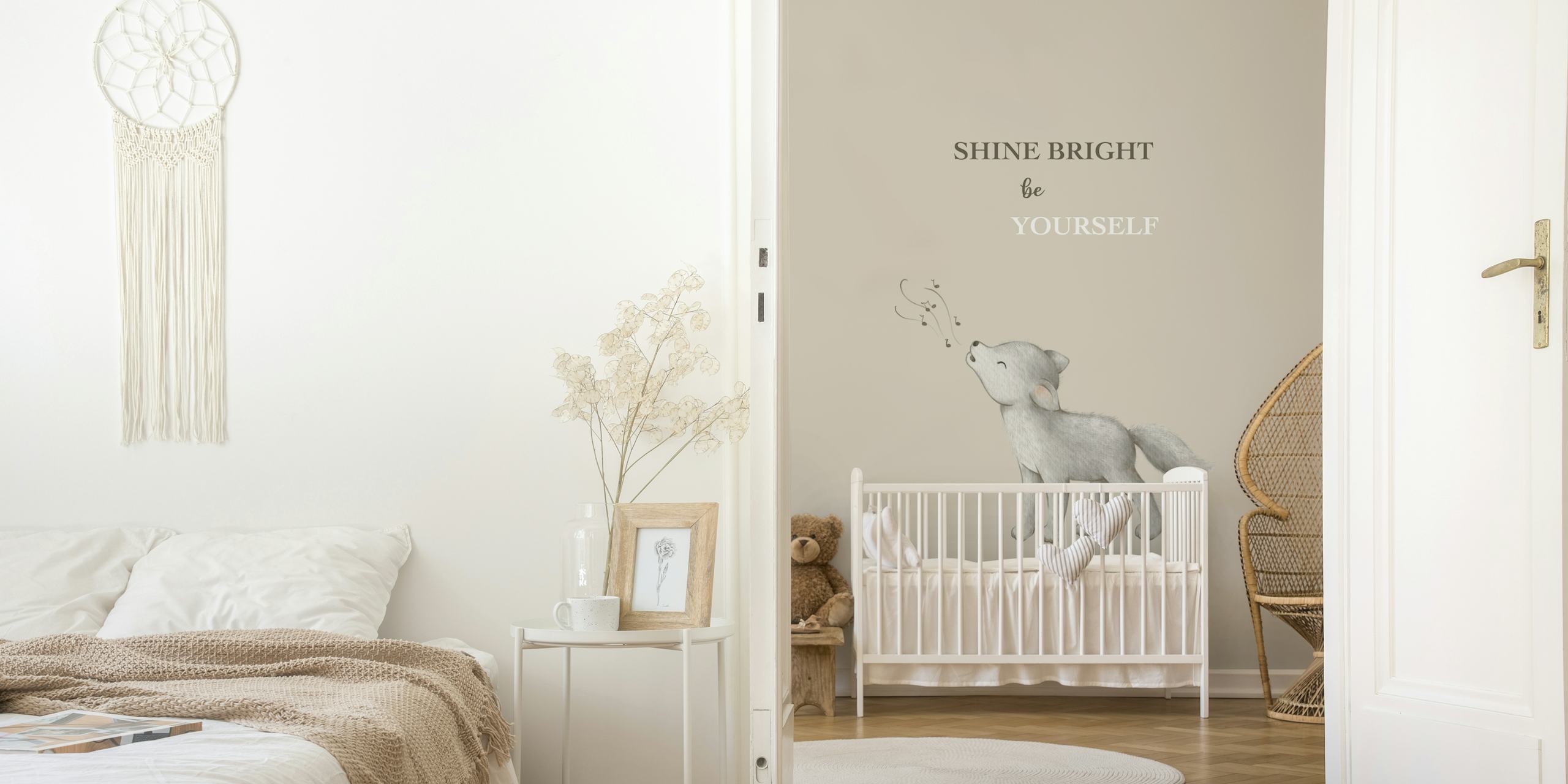 Shine Bright Wolf dans une pièce