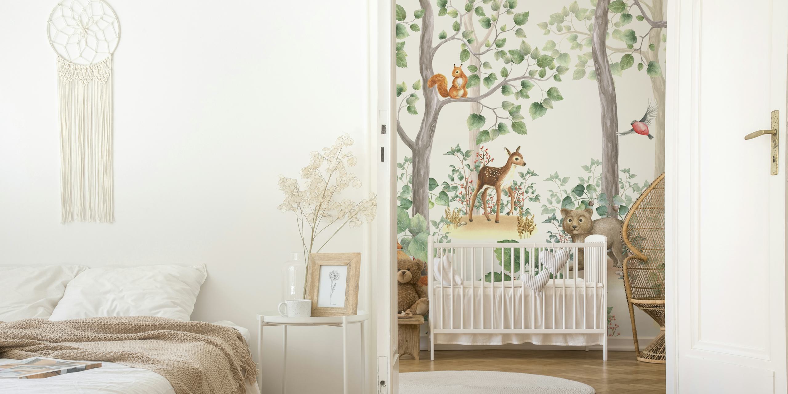 Woodland stories tapetti huoneessa