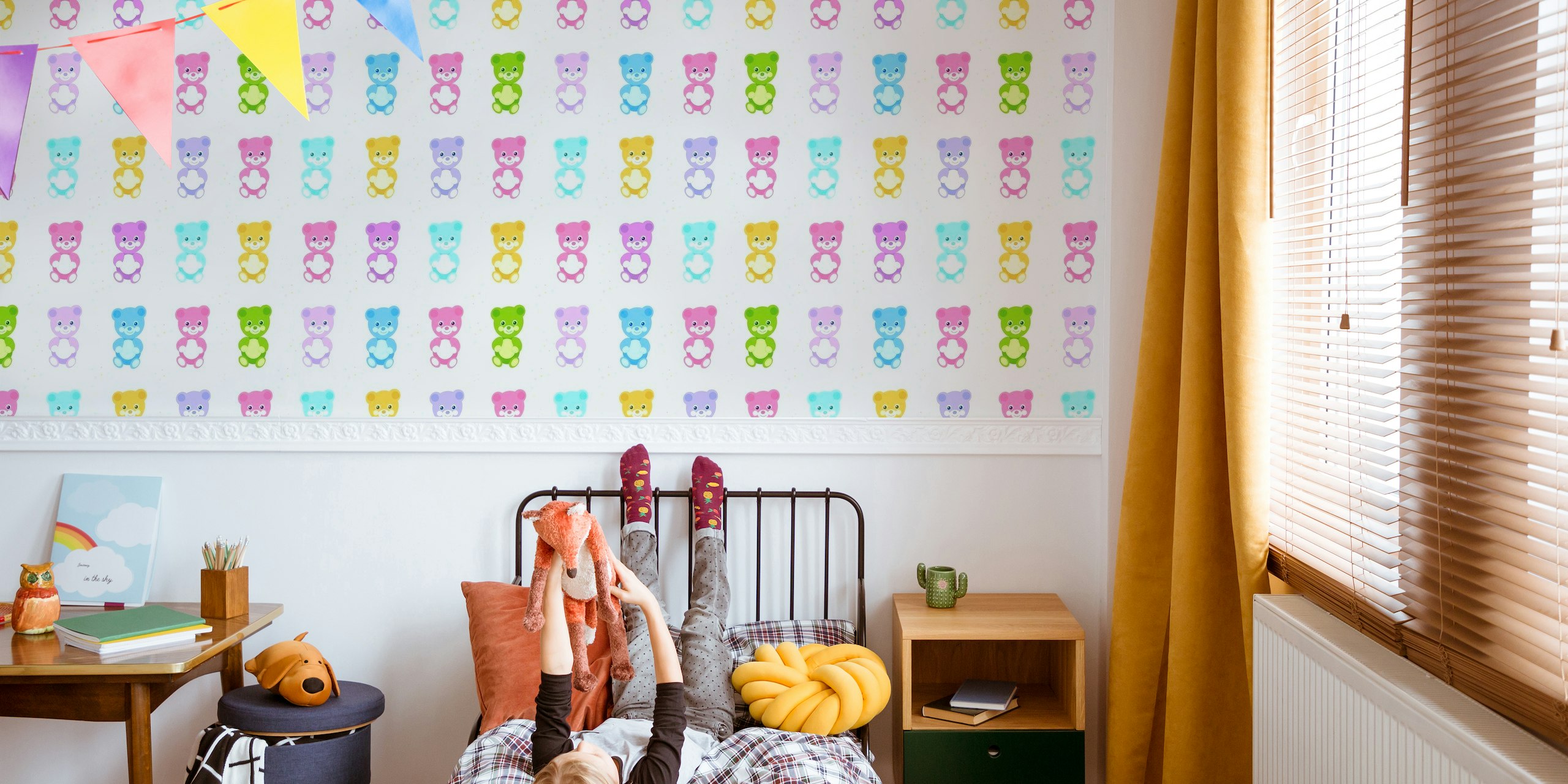 fotomural vinílico de parede com padrão de ursinhos de pelúcia coloridos para quartos de crianças