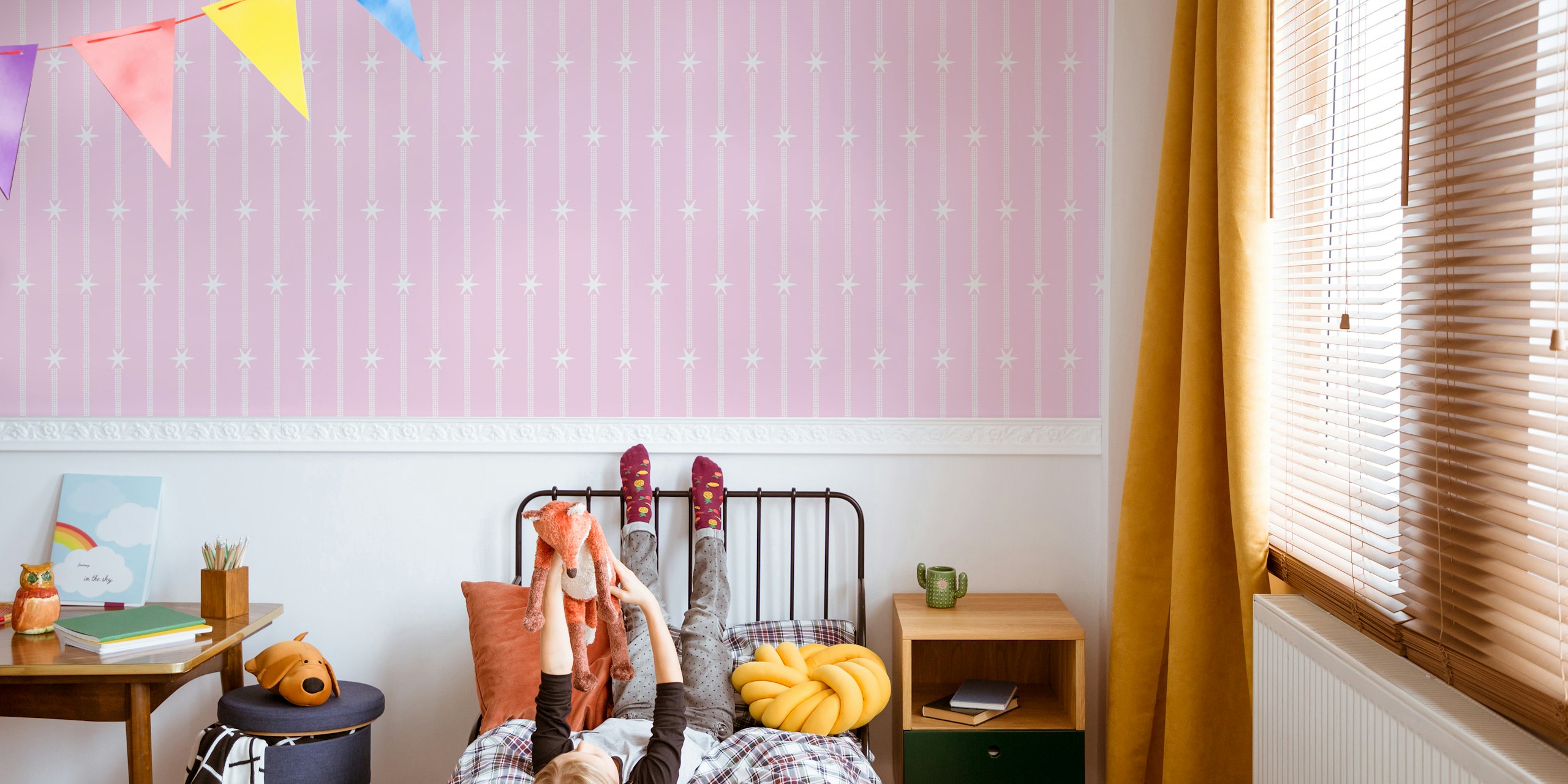 Pink wallpaper with dot and star stripes