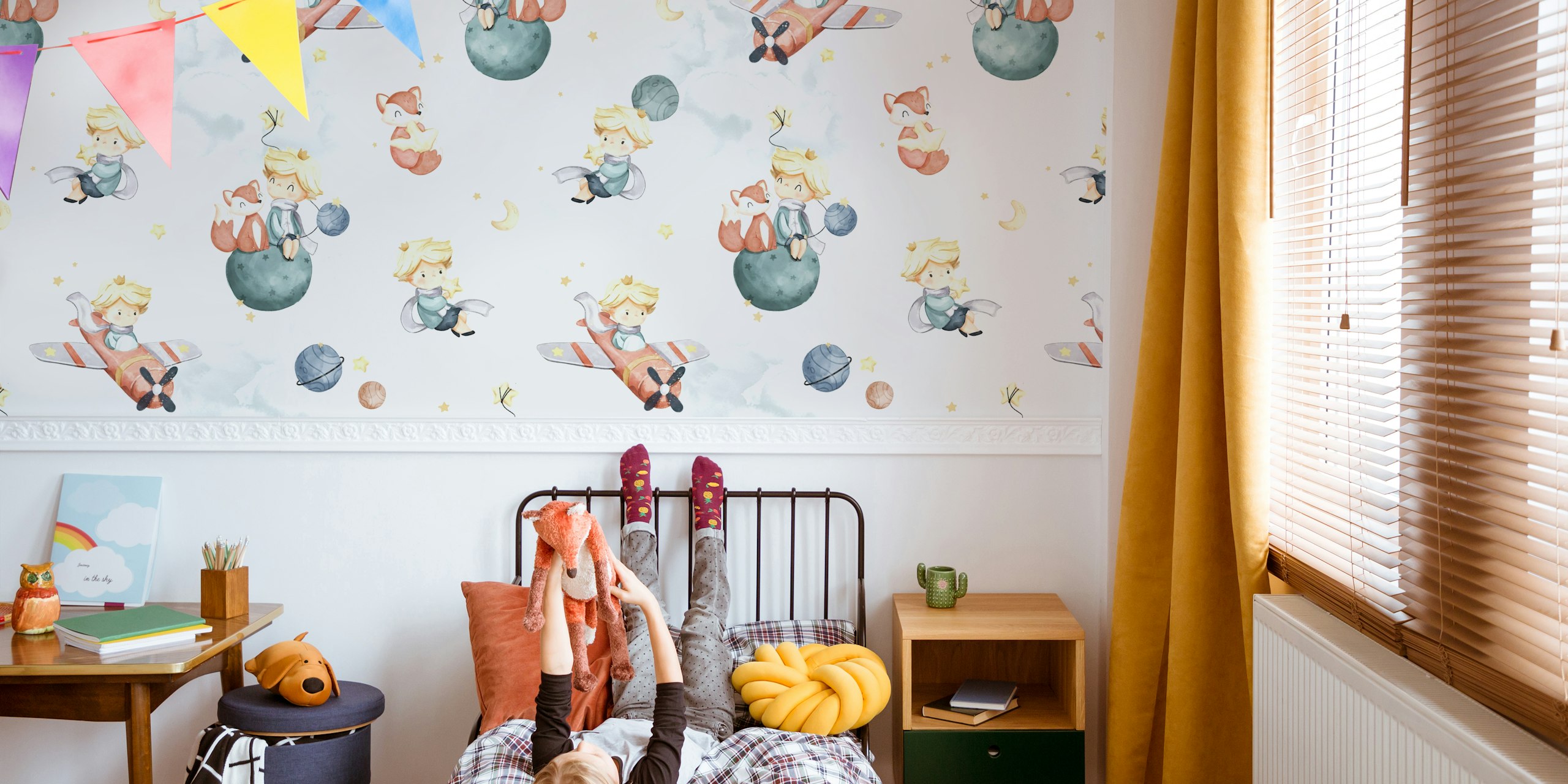 Little Watercolor Prince wallpaper in a room
