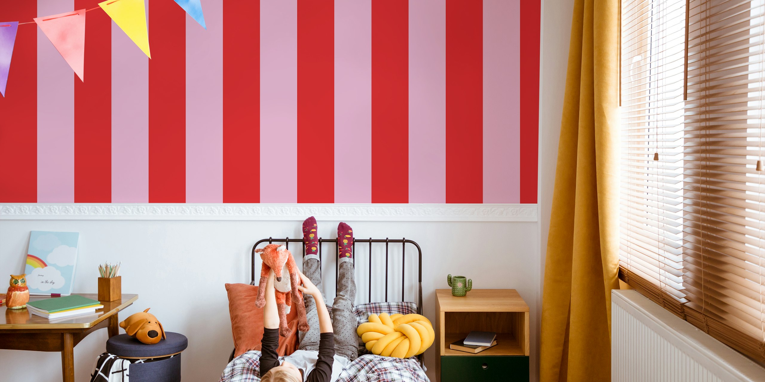 Red and pink bold stripes wallpaper in a room
