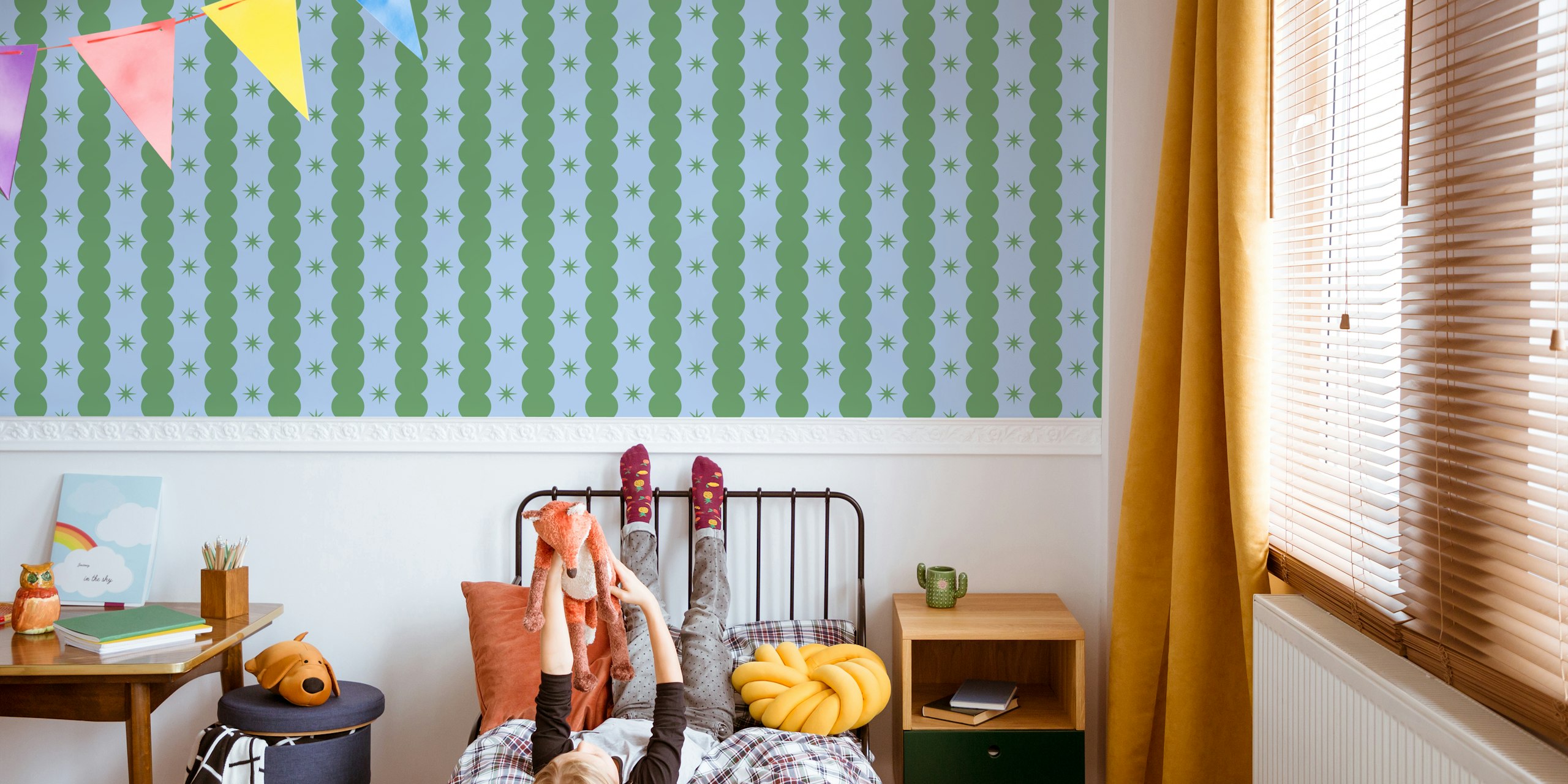 Papel de parede Bubble stripes with stars em um quarto