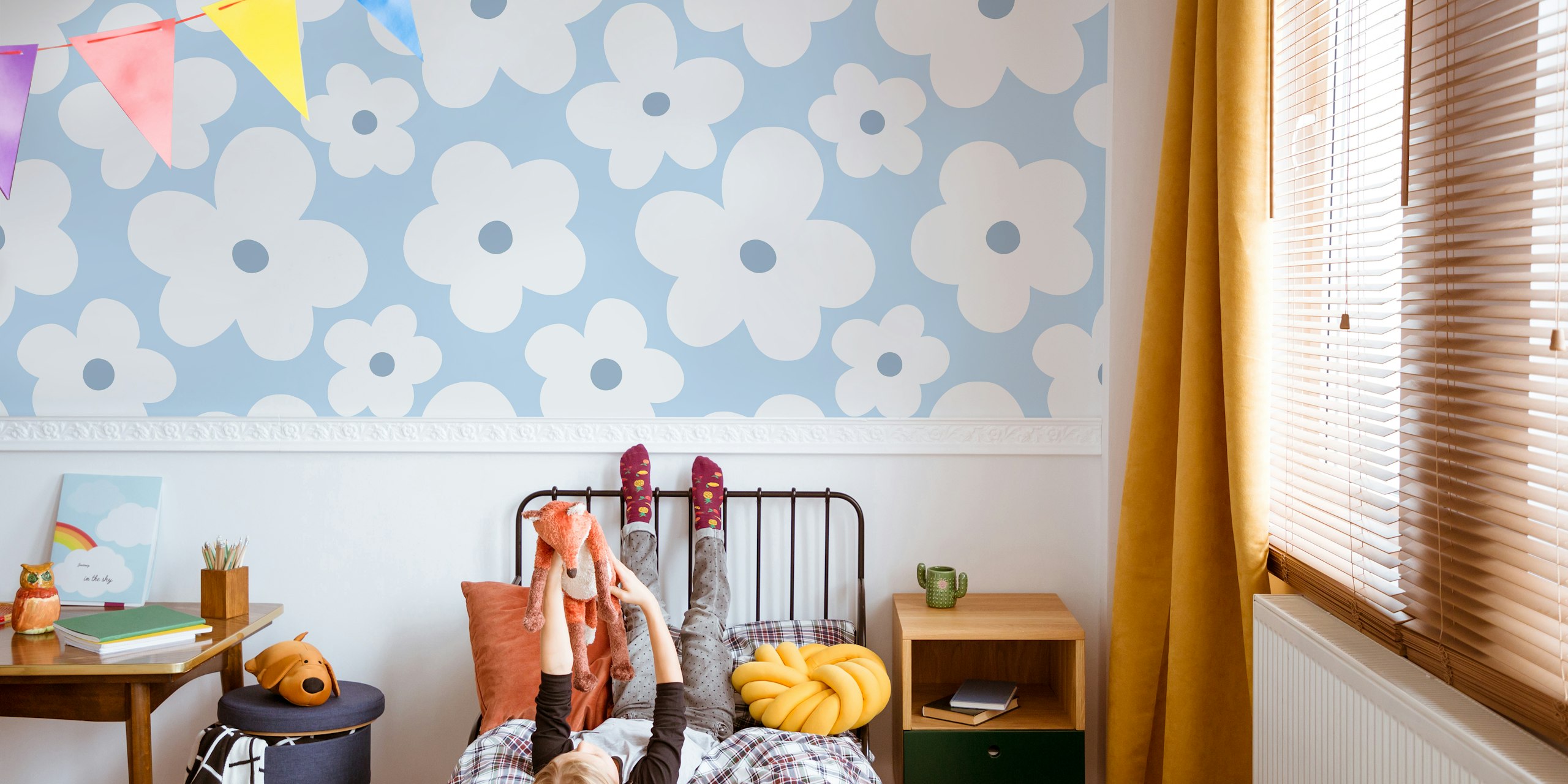 Ταπετσαρία Lulu Scandi Flowers σε δωμάτιο