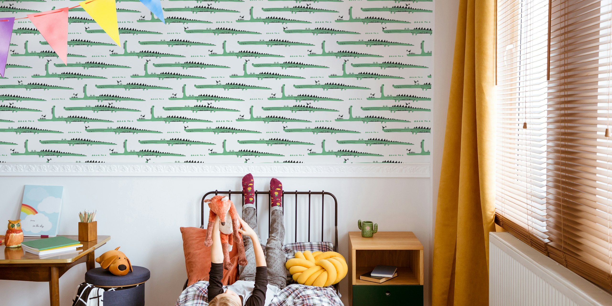 Cartoon crocodiles with black details on white background wallpaper