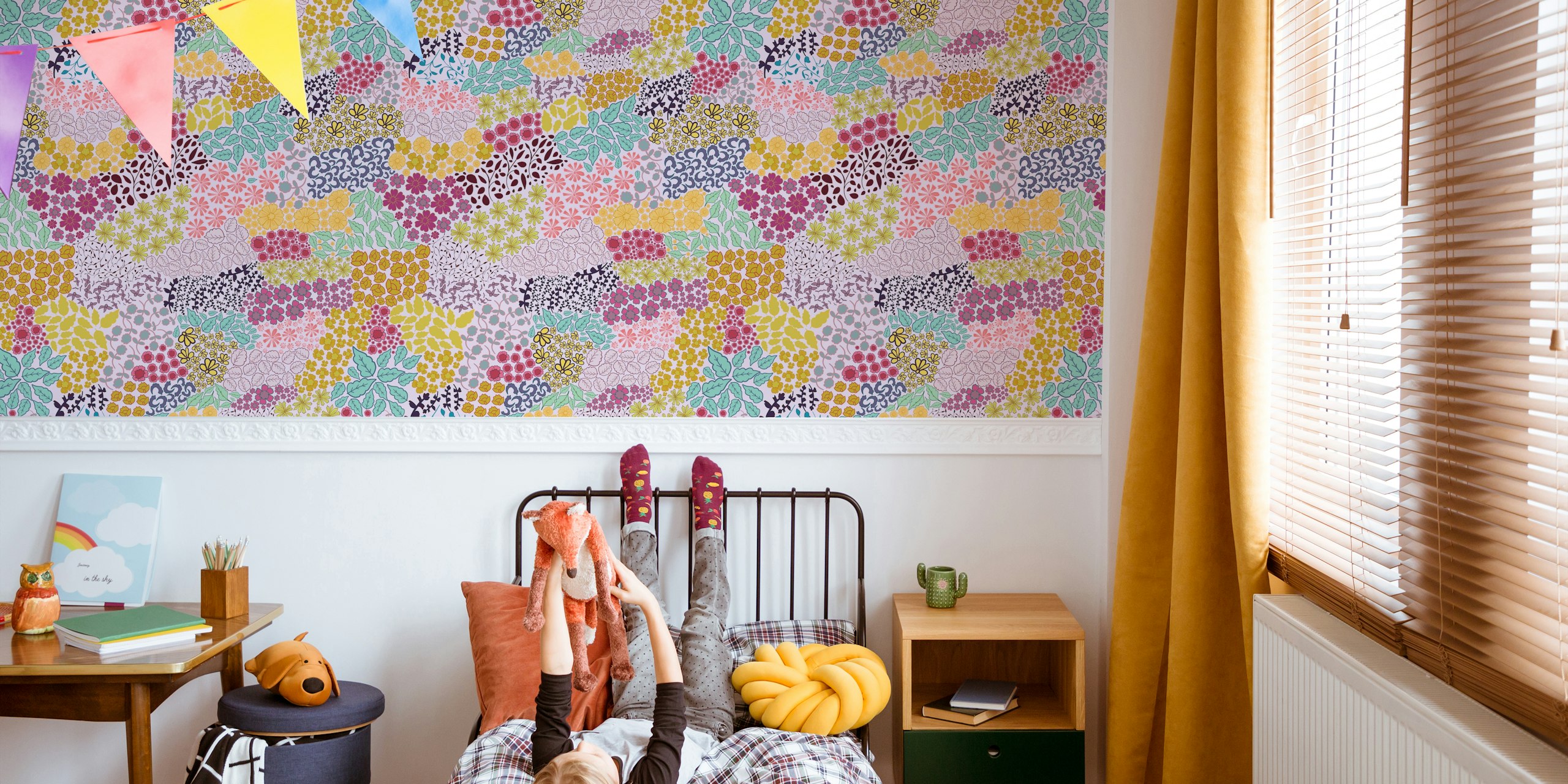 Colorful hand drawn ditsy retro tapettisuunnittelu