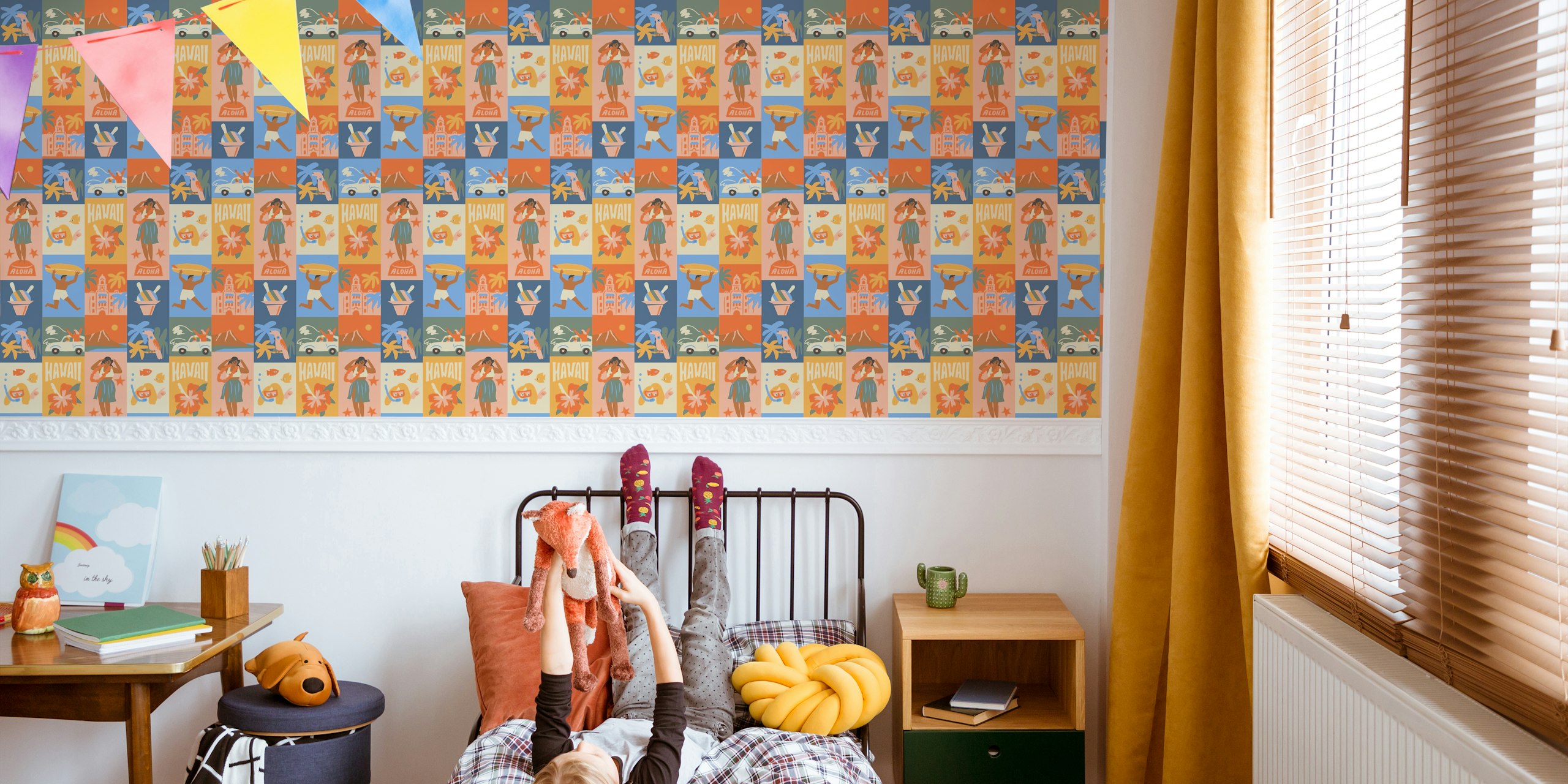 Blue Hawaii behangontwerp weergegeven in een kamer