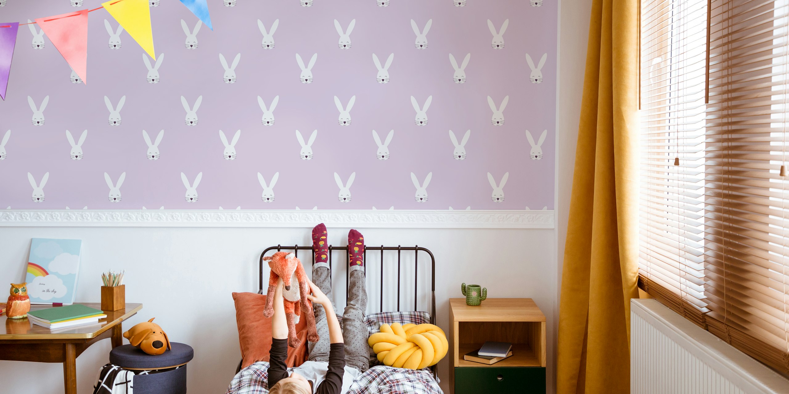Cute bunny heads on a lavender background wallpaper