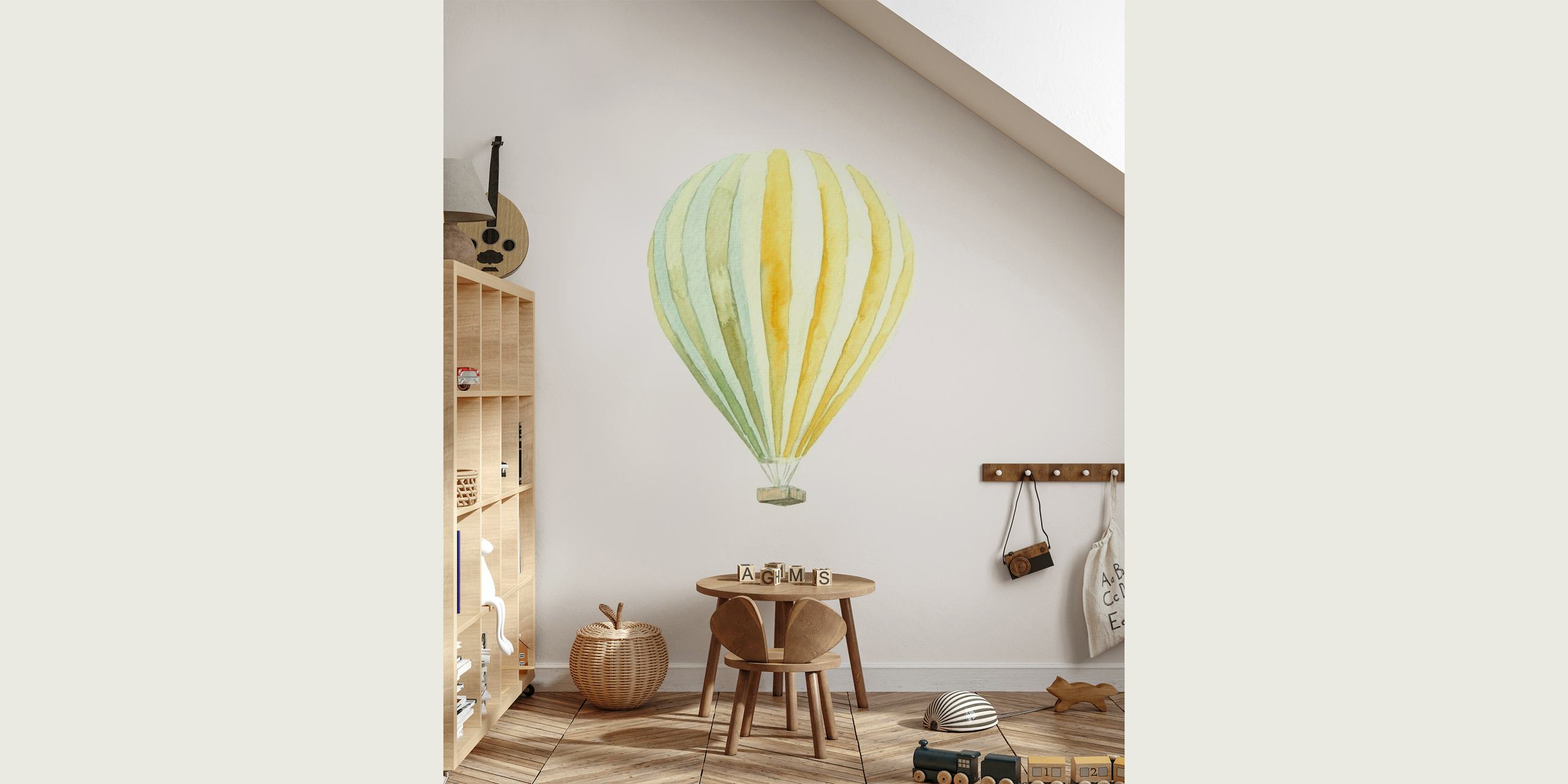 Nursery Room // Balloon wallpaper