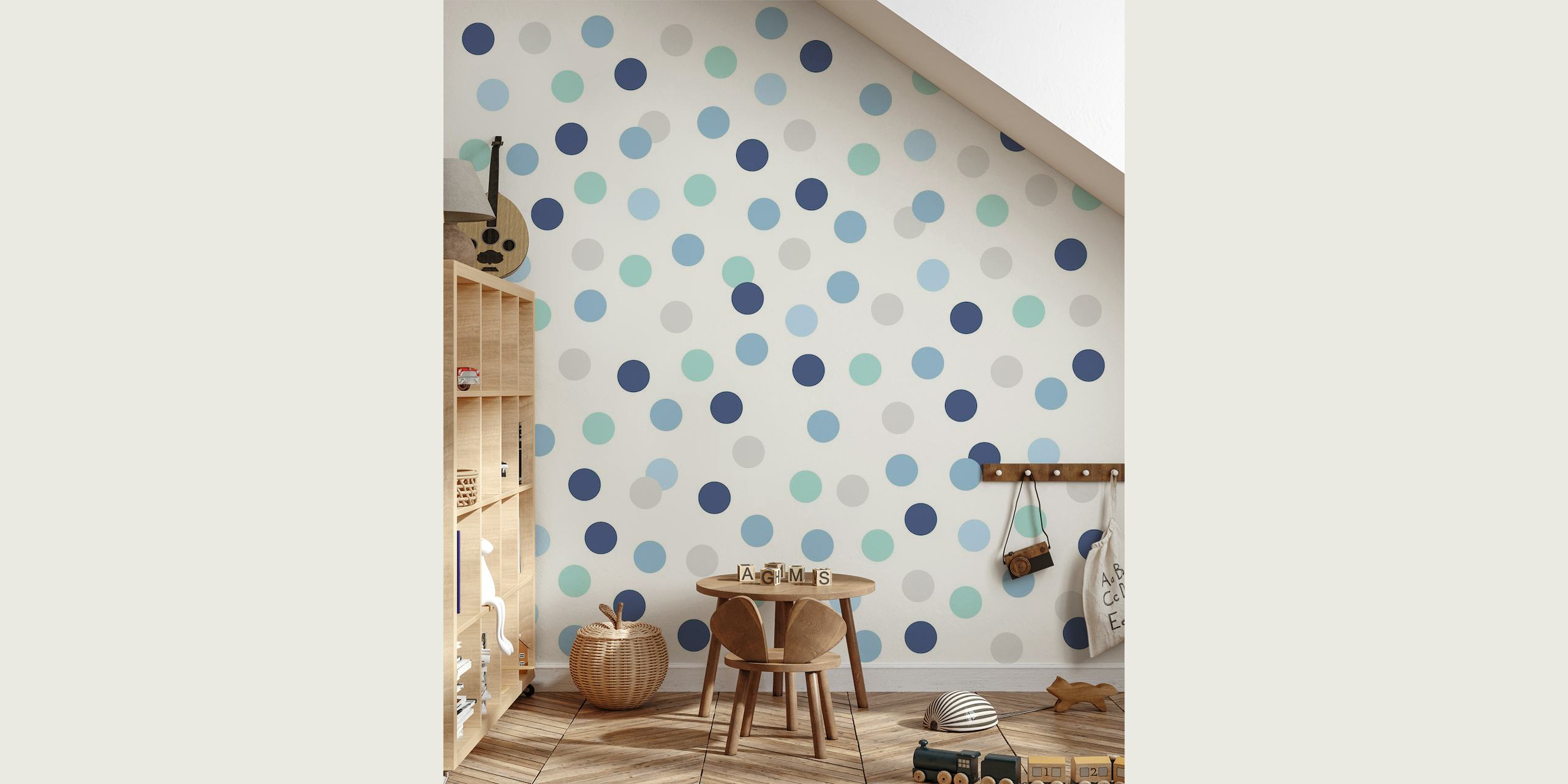 Papier peint mural à pois bleus avec différentes nuances de points bleus sur fond blanc