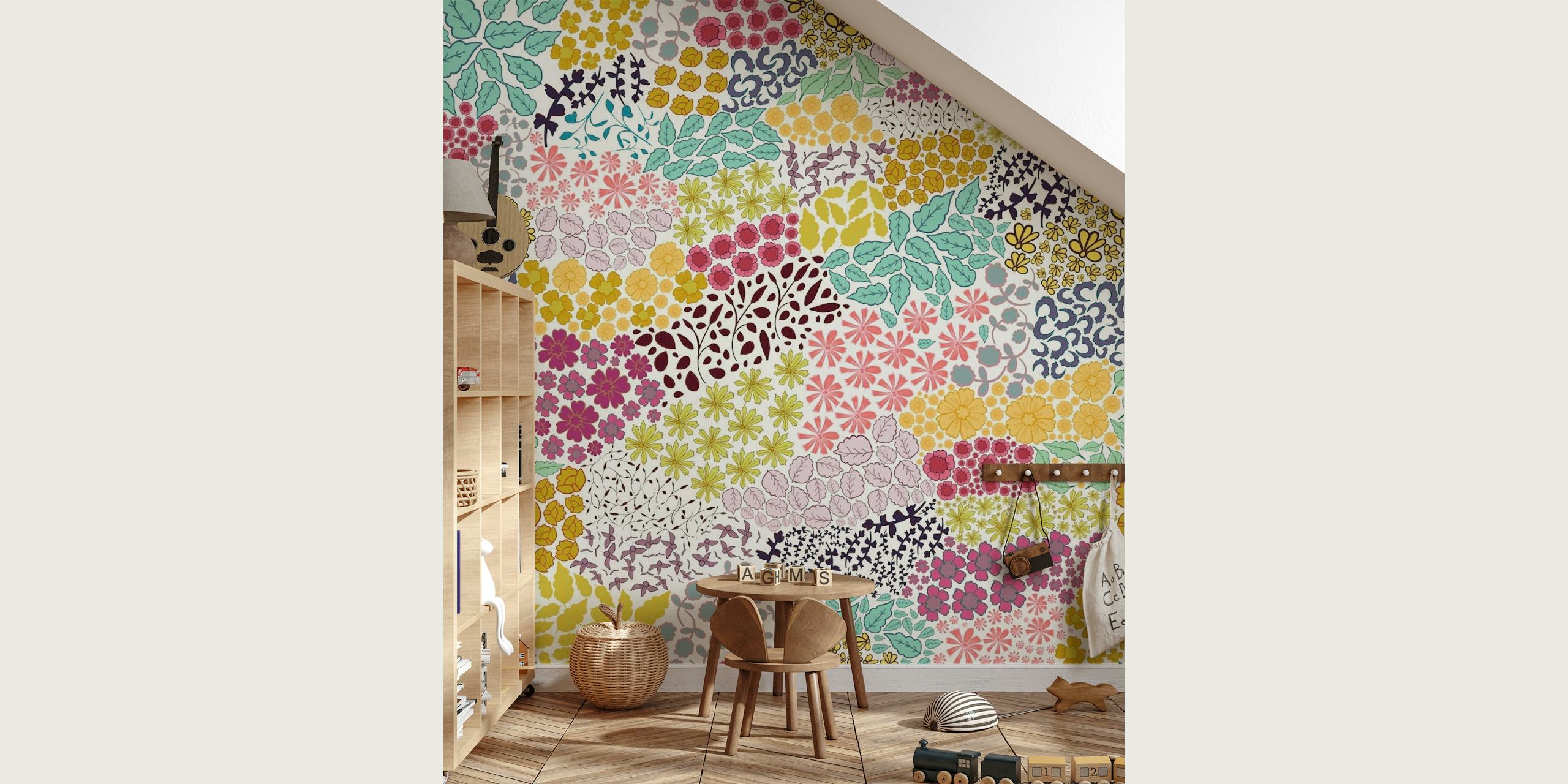 Colorful hand drawn ditsy wallpaper