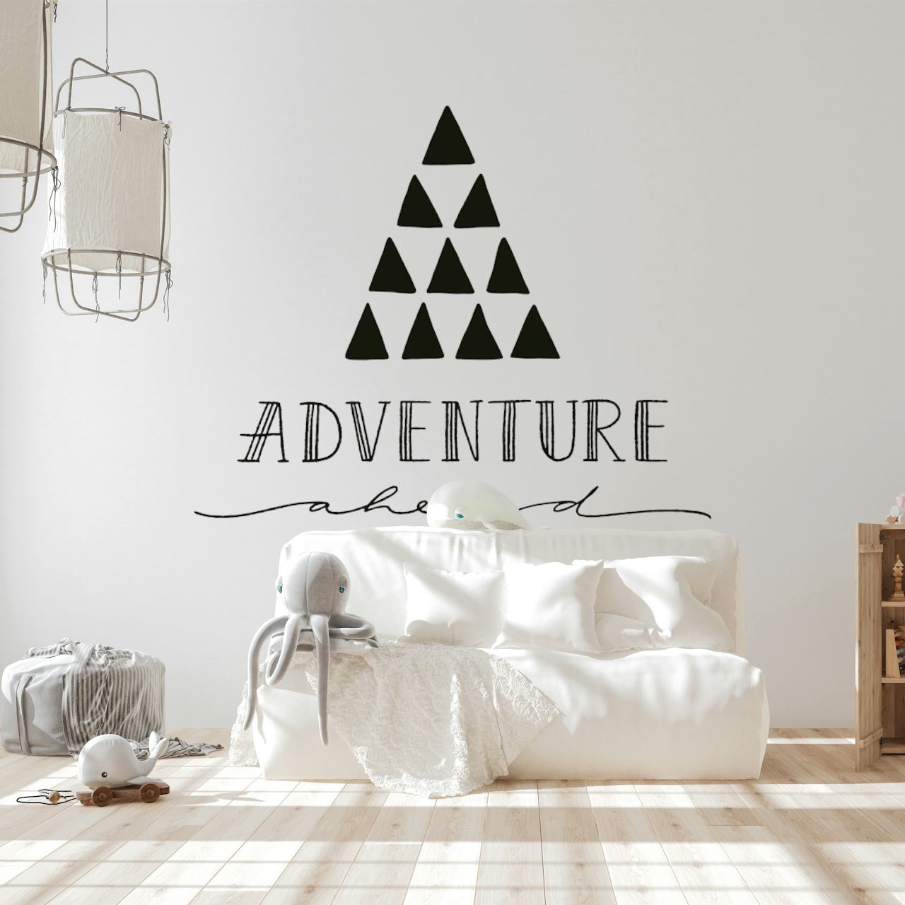 Sort og hvid Adventure Ahead tapet i et rum