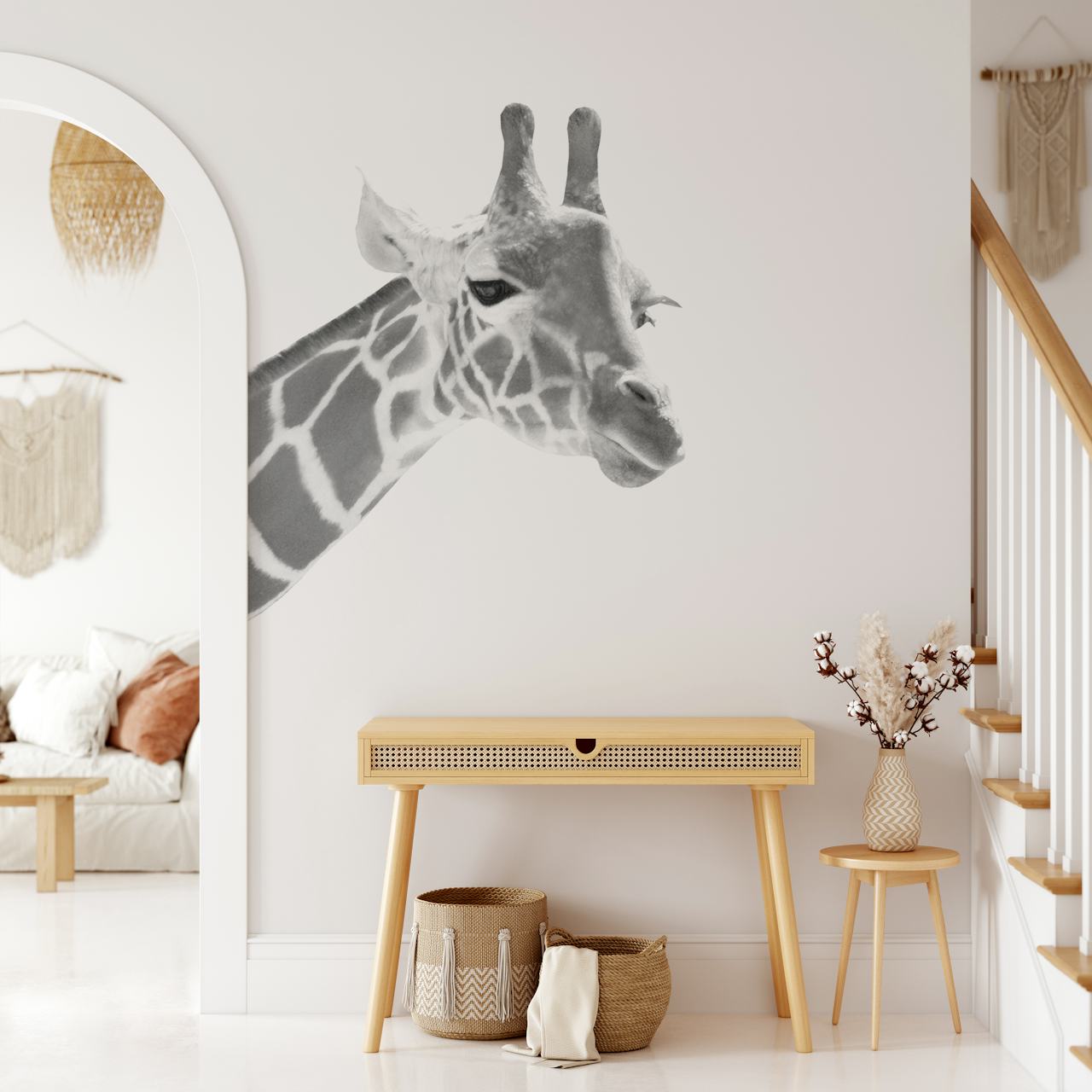 Giraffe schwarz-weiß Tapete in einem Raum