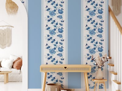 Blue Chinoiserie floral in stripes