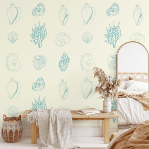 Seashell Serenade - off white pastel blue