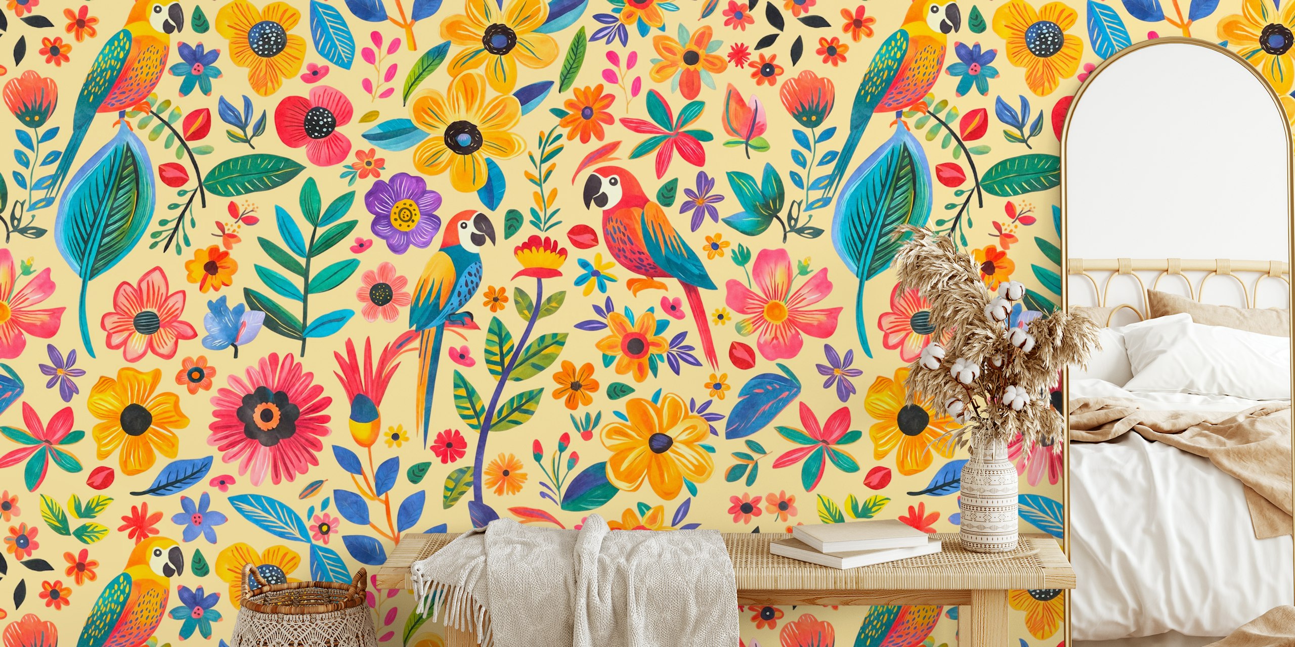 Exotic Floral e Parrot Paradise em um quarto