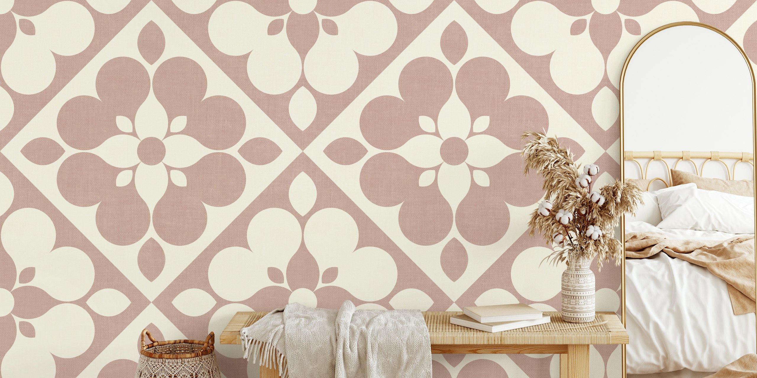 Mauve pink geometric floral pattern wallpaper