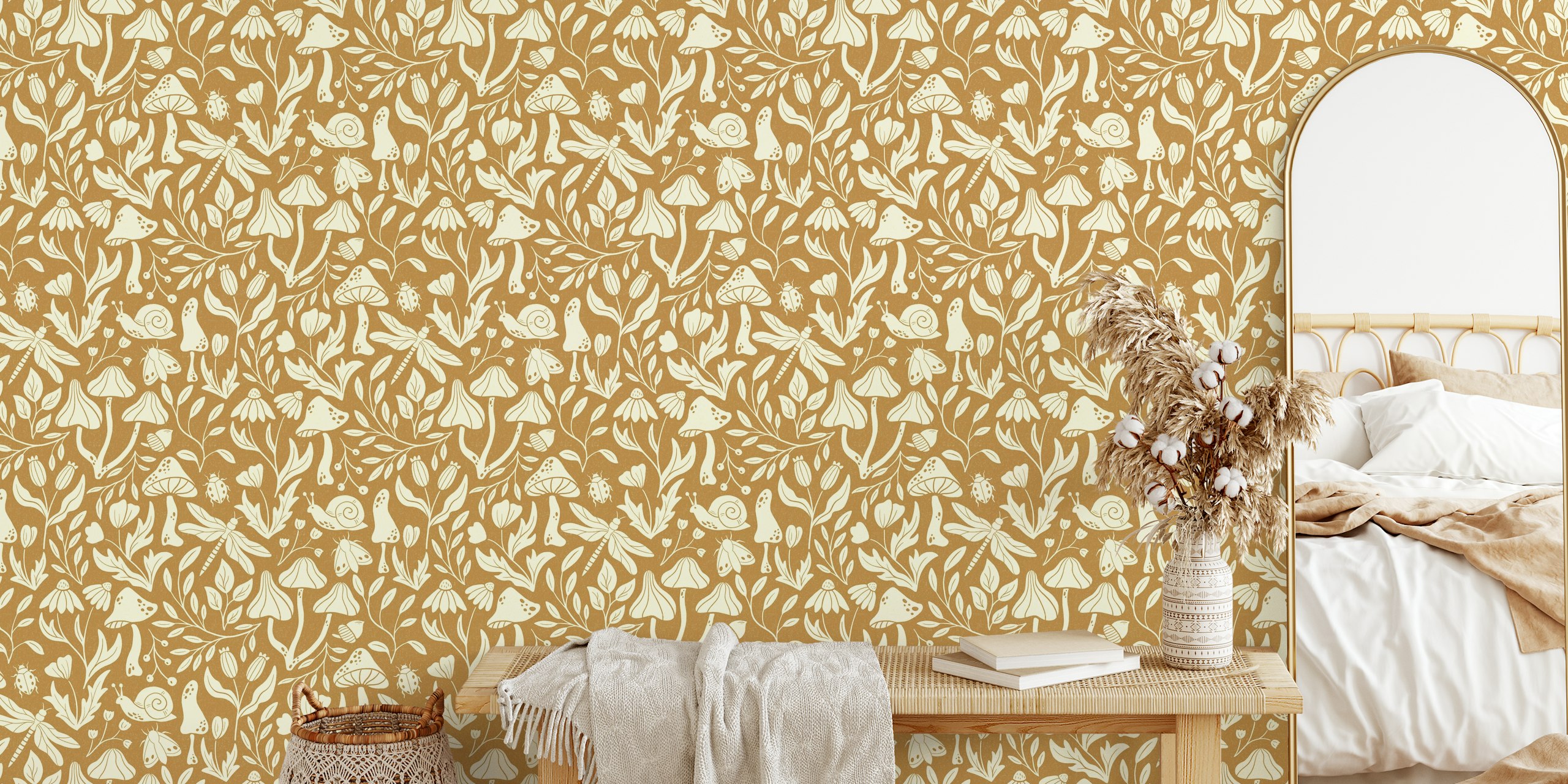 Forest Life in Ochre design tapety