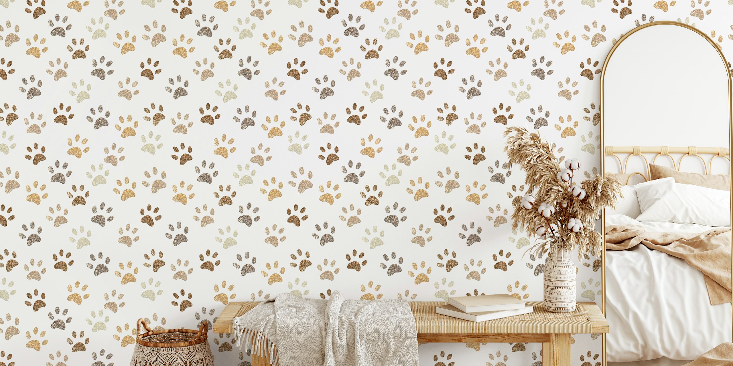 Shining brown colored paw print tapetti huoneessa