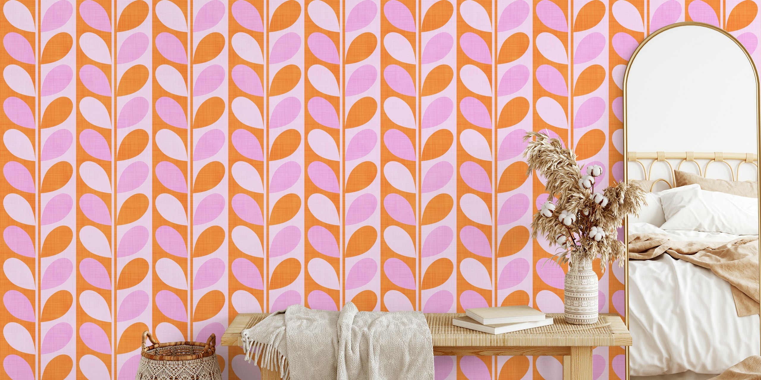 Midcentury Modern Leaves Orange and Pink in een kamer