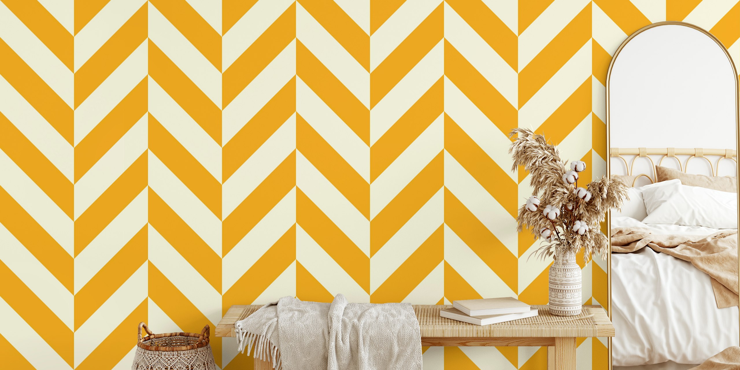 Ταπετσαρία Bold Diagonal Stripes σε χρυσό κίτρινο όκερ