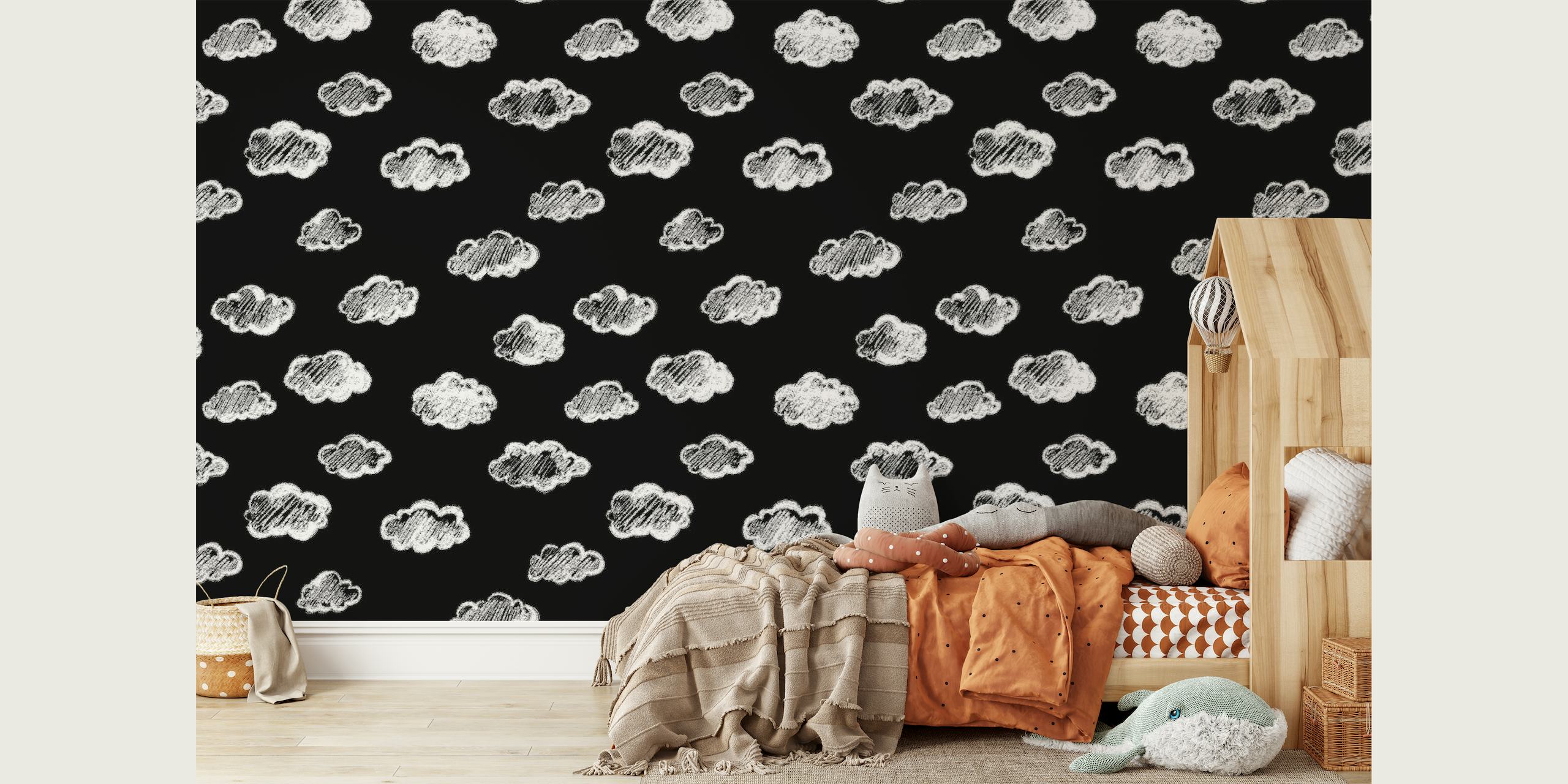 Mural artístico de parede preto com desenhos de nuvens de giz branco de happywall.com