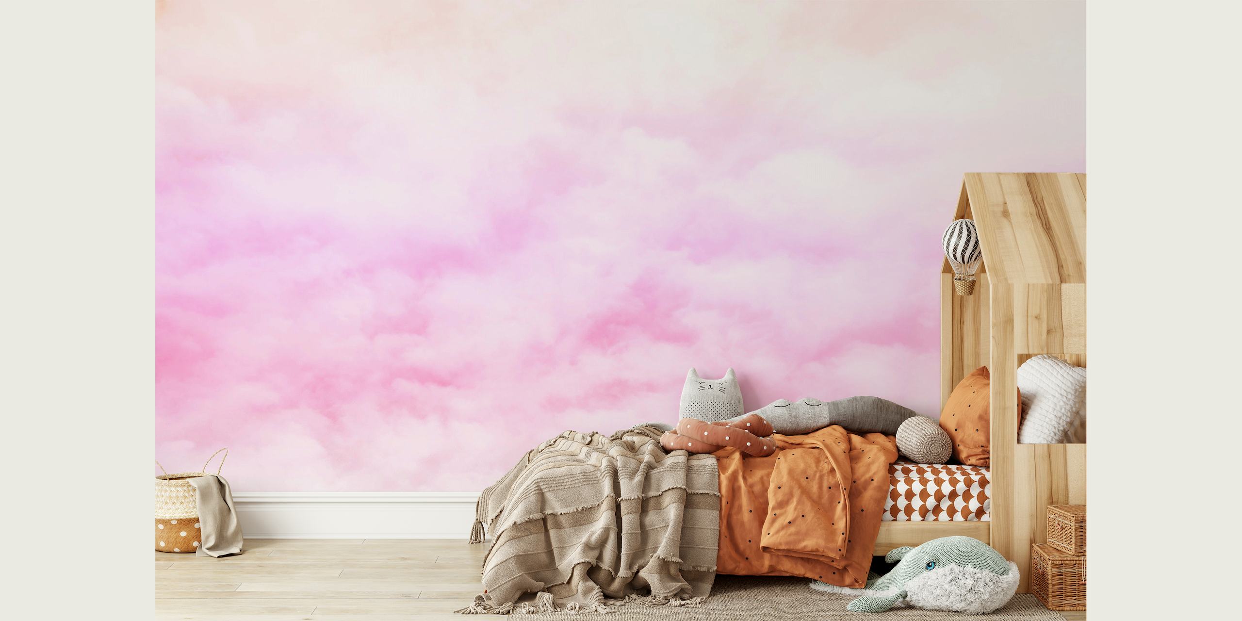 Subtelna, różowo-biała, pastelowa fototapeta z chmurami stanowi spokojną dekorację ścienną