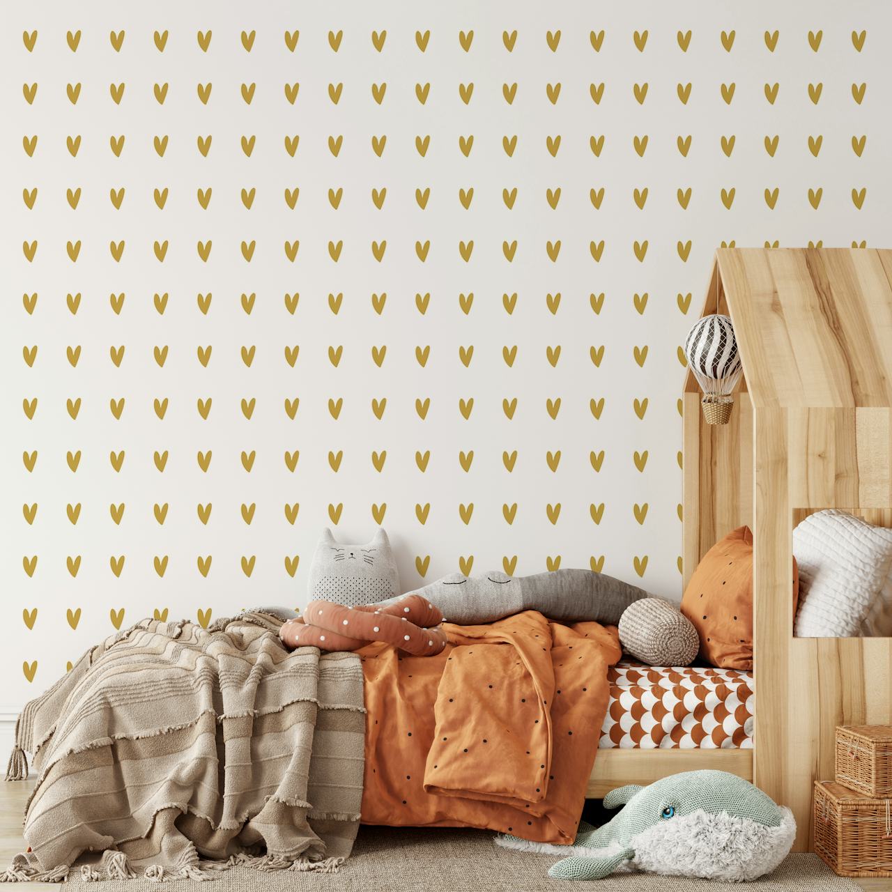 Gold heart pattern on a white background wallpaper