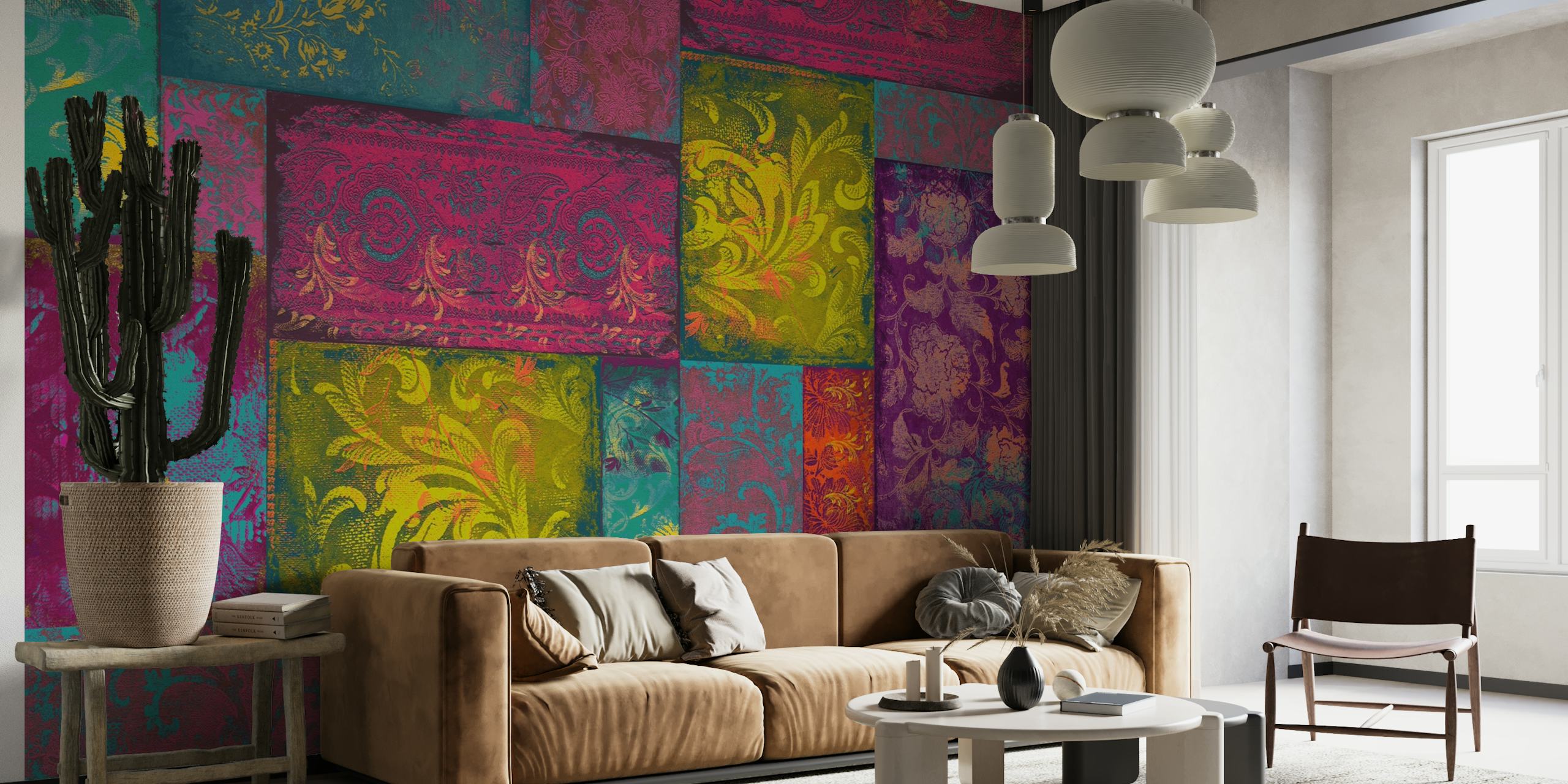 Bohemian Patchwork felroze fotobehang met een verscheidenheid aan patronen in de kleuren roze, geel en paars