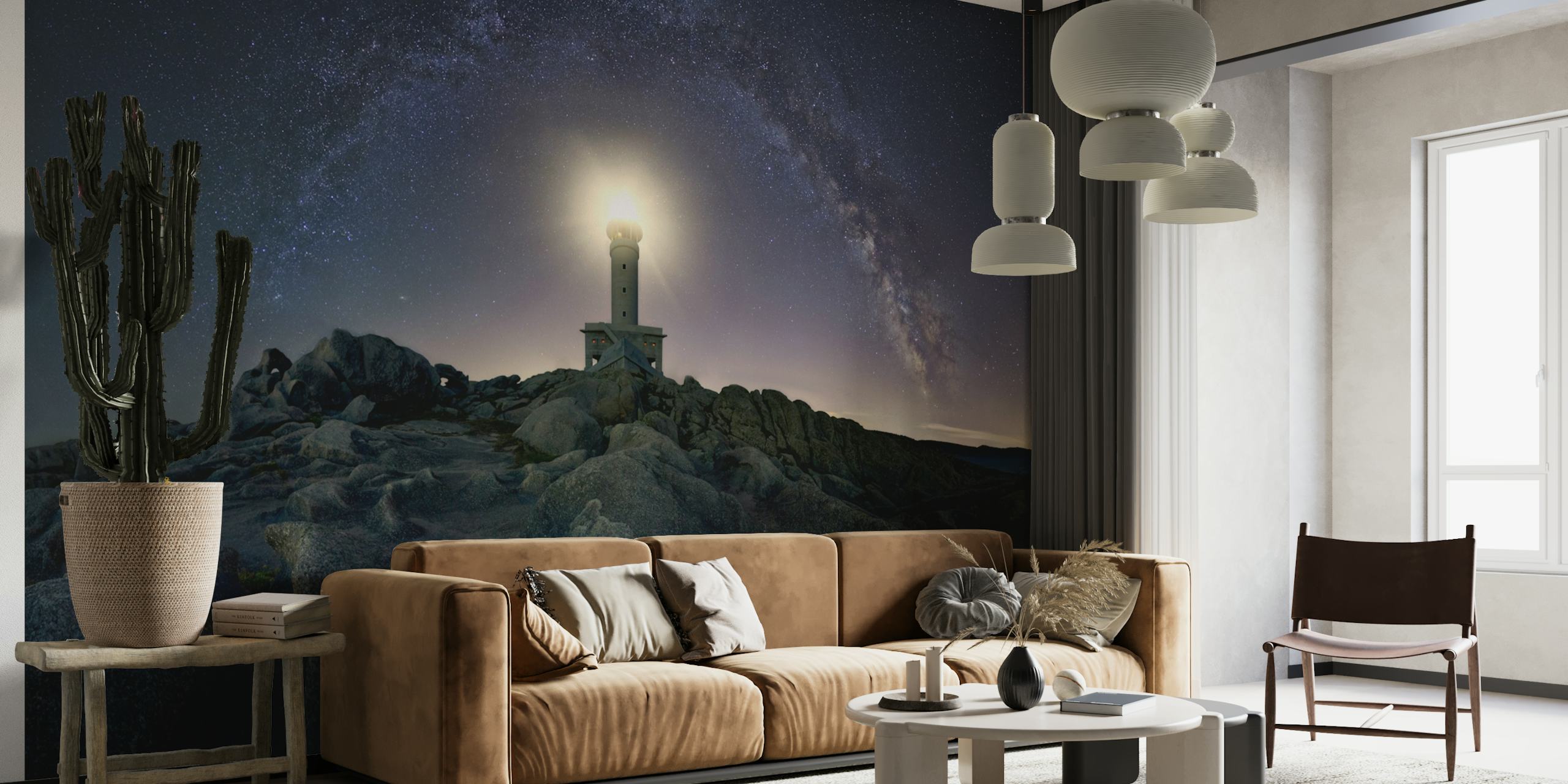 Stjernefyldt nattehimmel over fyrtårnet vægmaleri